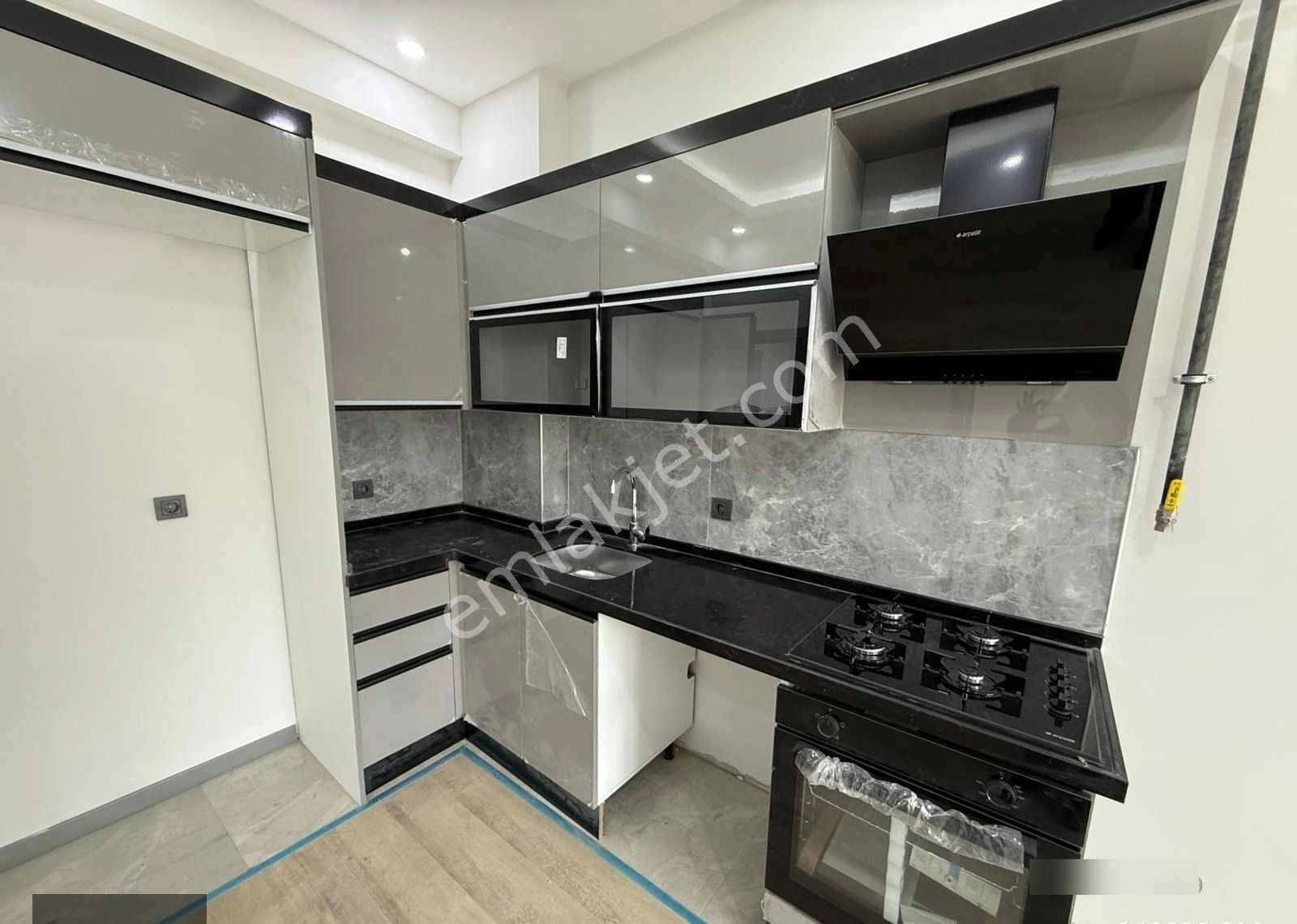 Nexus'tan Atatürk Mah'de Havuzlu Site İçerisinde Lüx 1+1 Satılık - Görsel 7