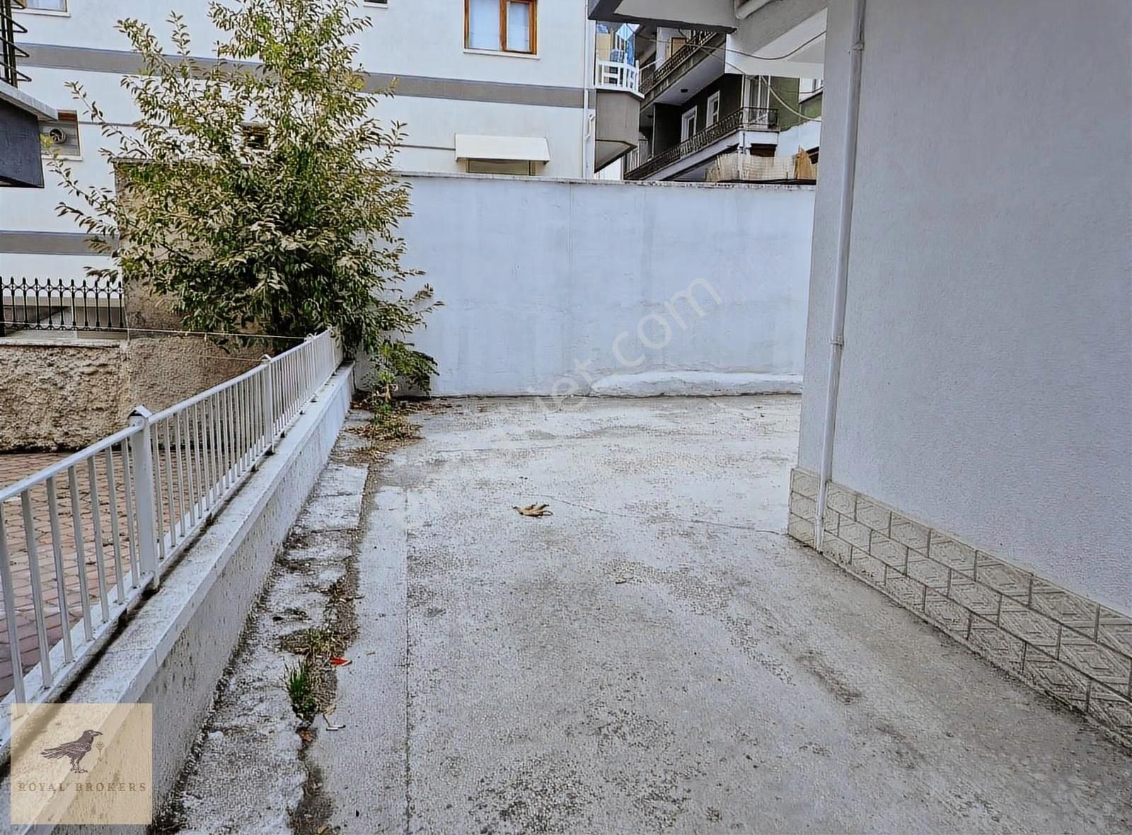 Satılık, Aydınlıkevler En Güzel Yerinde,boş ,5+1 Dublex. - Görsel 25