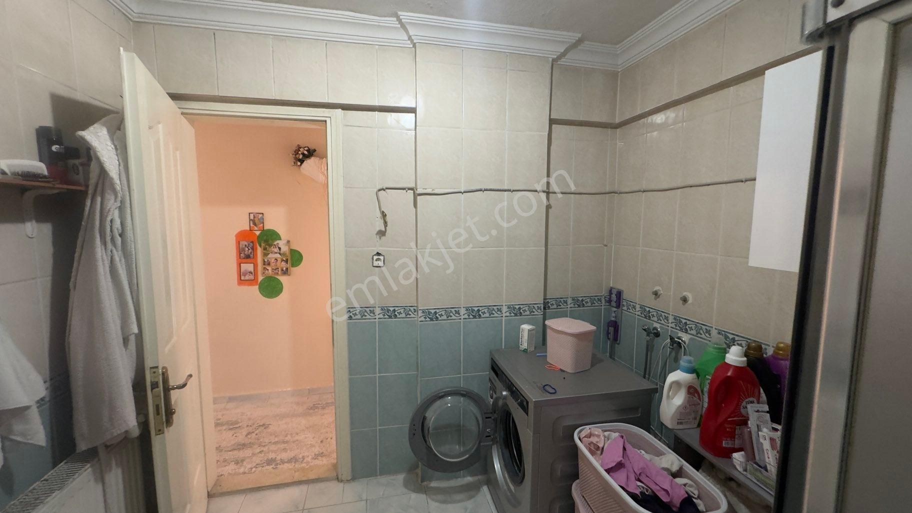 Bahçelievler De Satılık 3+1 Kapalı Mutfak Daire - Görsel 22