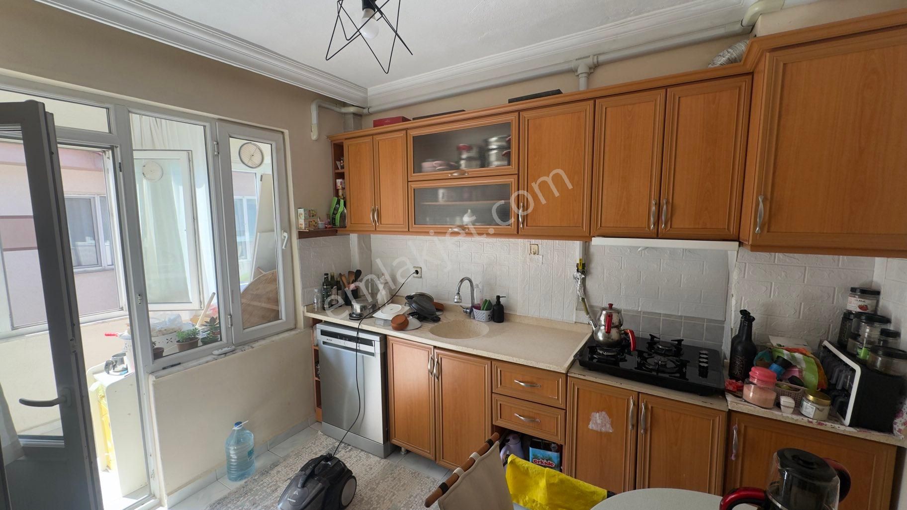 Bahçelievler De Satılık 3+1 Kapalı Mutfak Daire - Görsel 35