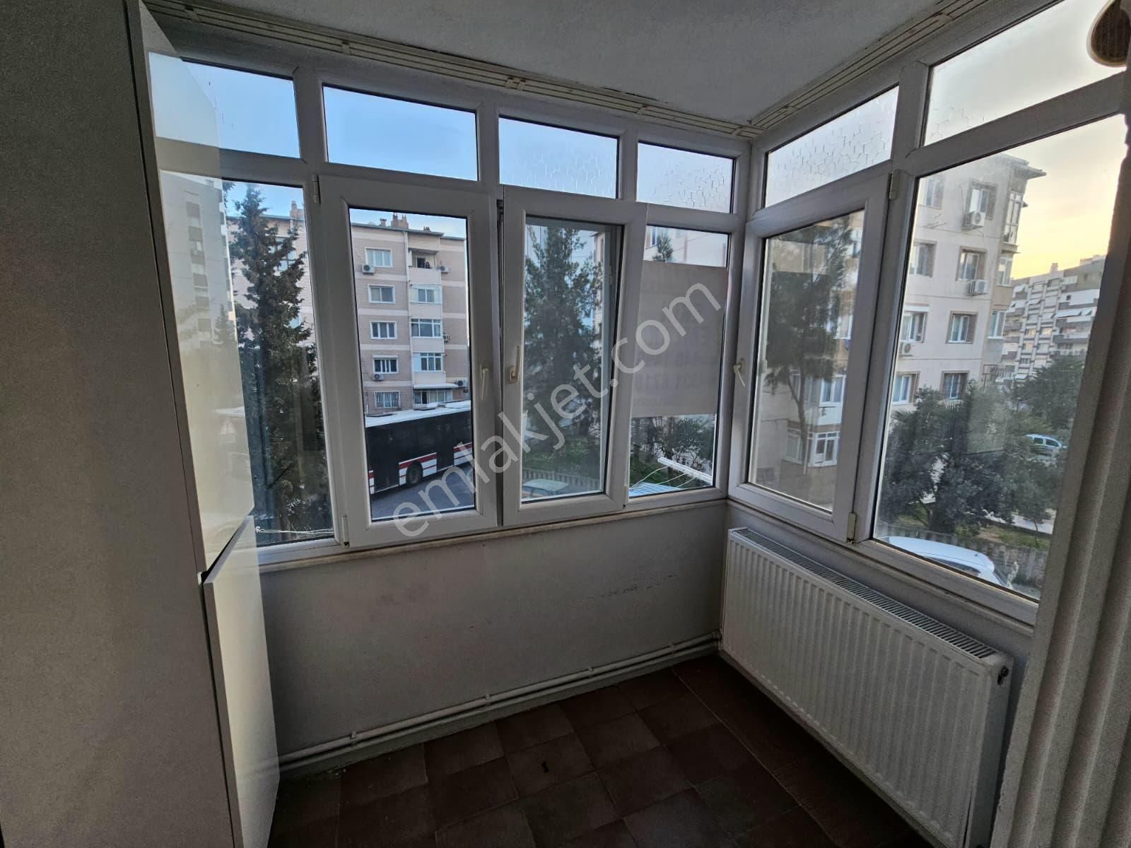İzkent Cumhuriyet Mah Cadde Üzeri ,bakımlı Doğalgazlı 2+1 Arakat - Görsel 5
