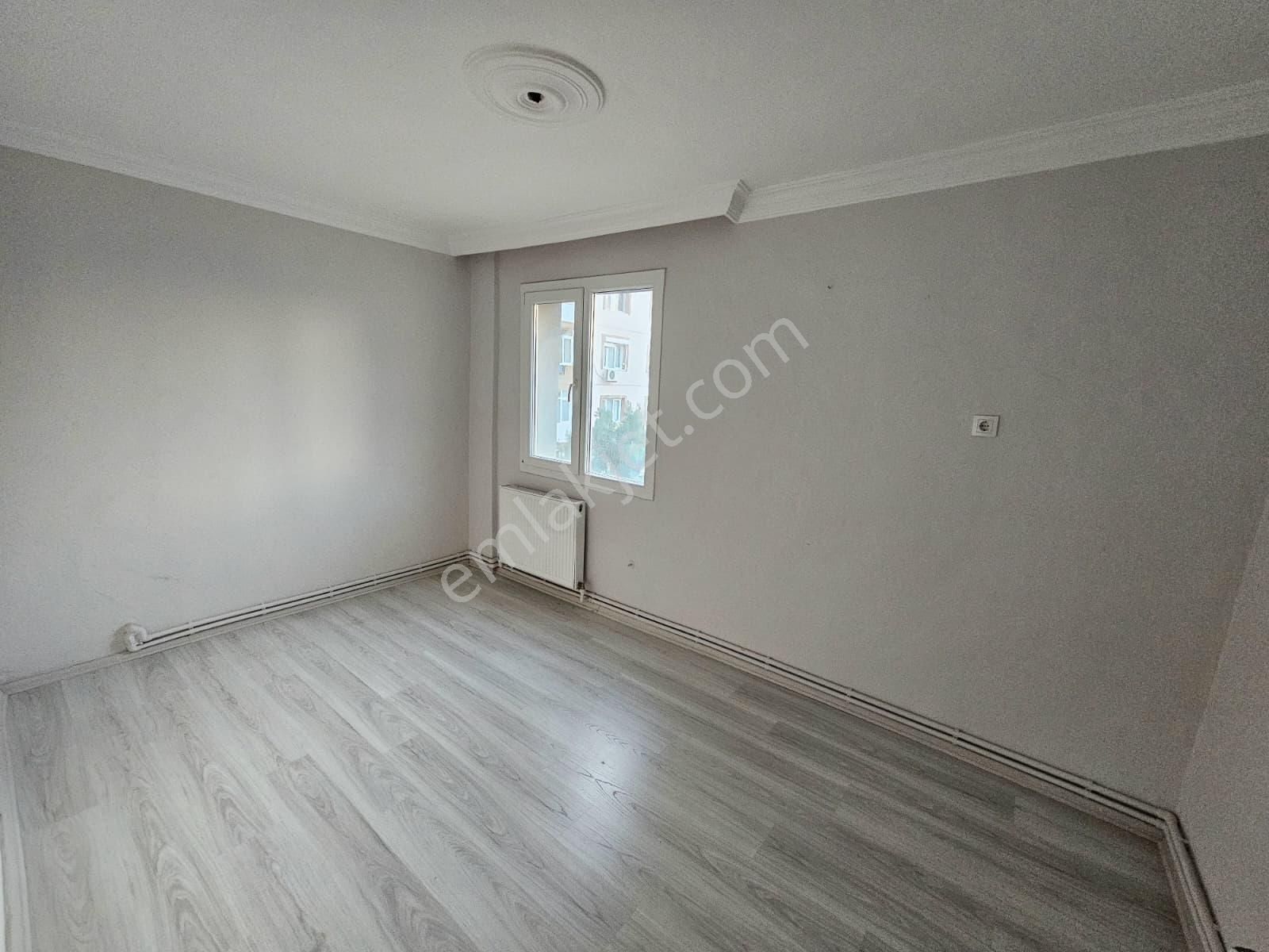 İzkent Cumhuriyet Mah Cadde Üzeri ,bakımlı Doğalgazlı 2+1 Arakat - Görsel 10