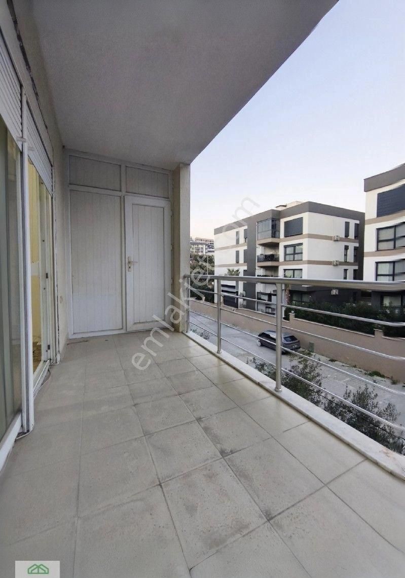 Kuşadası Ege Mahallesi’nde Satılık 2+1 Daire - Görsel 11