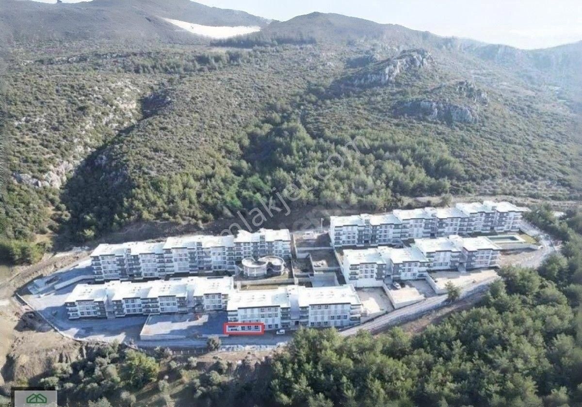 Kuşadası Eşin Vadi'de Sıfır Kiralık 3+1 daire - Görsel 3