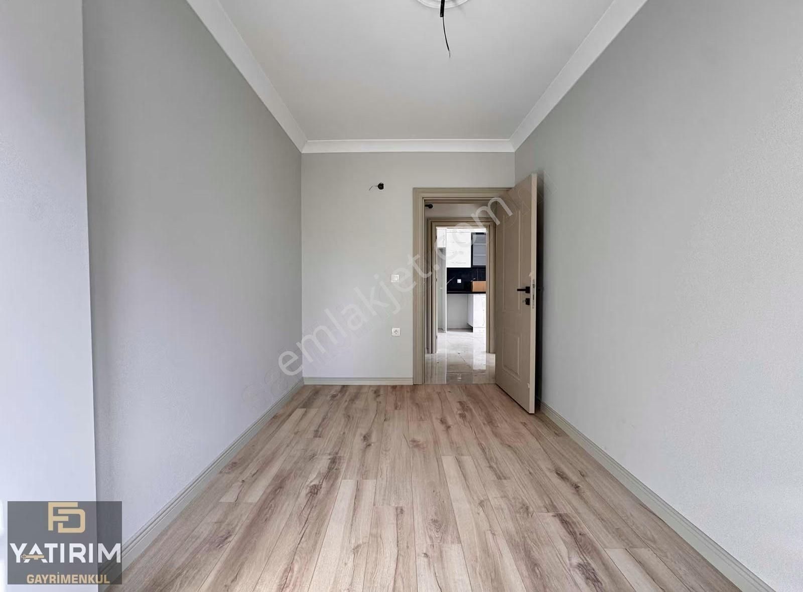 Atatürk Cad Yakını Butik Site İçi Lüx Asansörlü 2+1 95m2 Ara Kat - Görsel 15