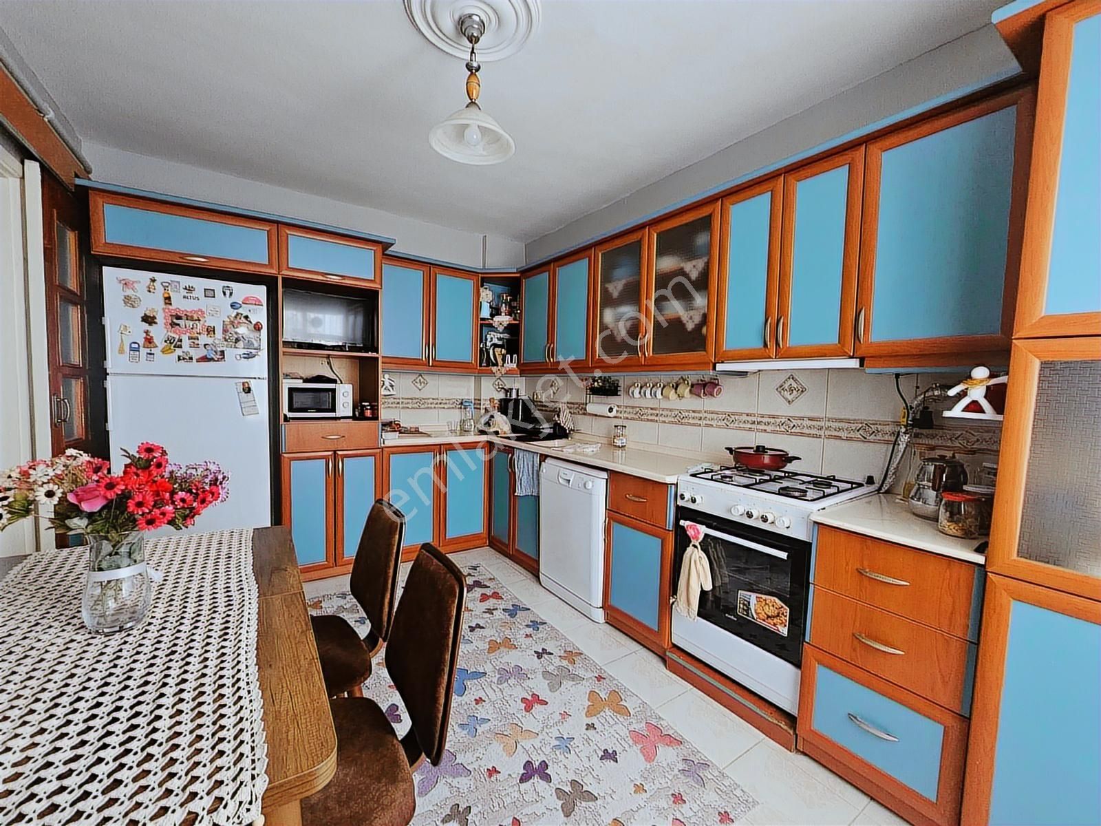 Ortacami Salı Pazarı Yanı | Çift Balkon | Tadilatlı 3+1 Daire - Görsel 5