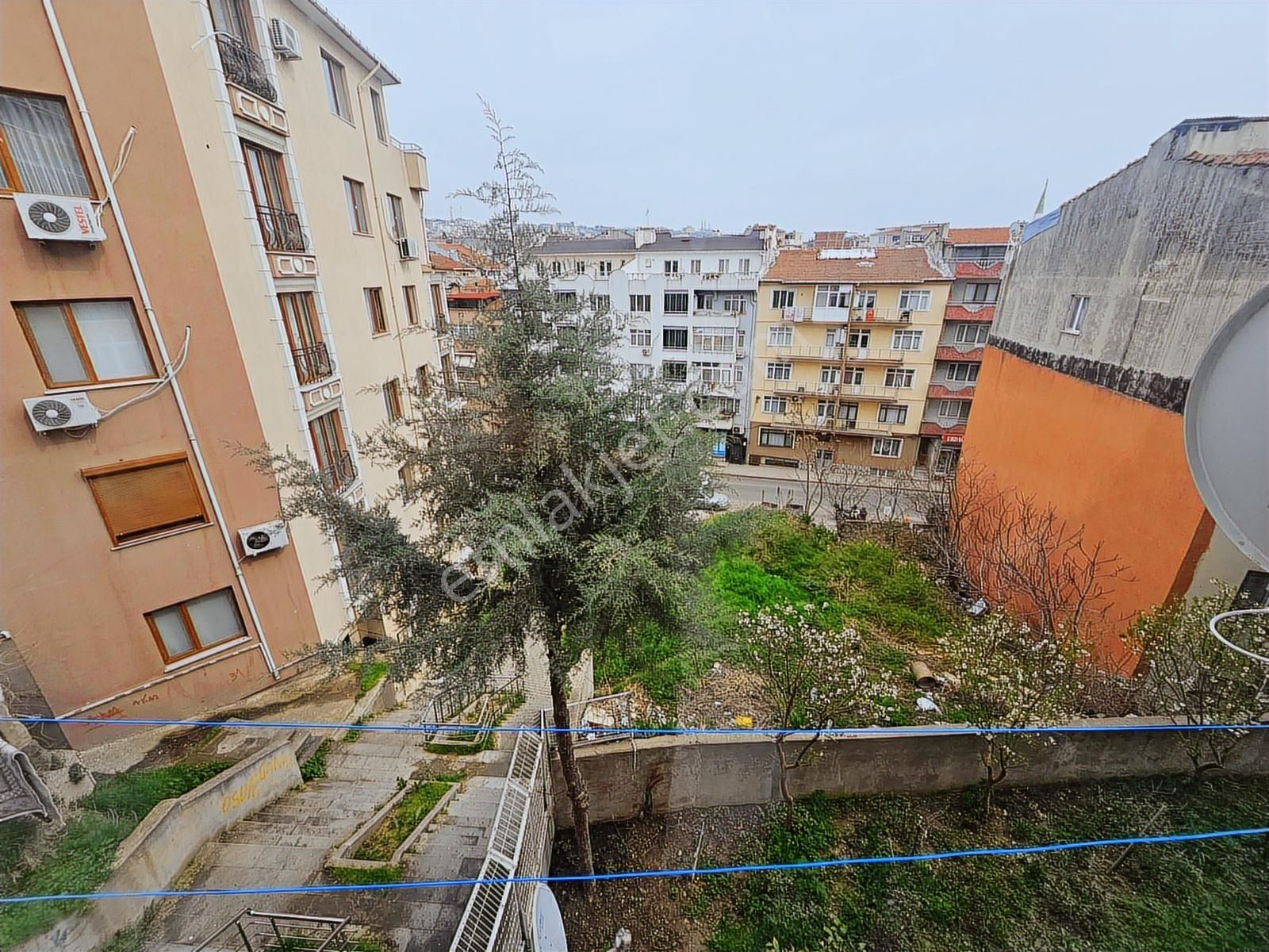 Ortacami Salı Pazarı Yanı | Çift Balkon | Tadilatlı 3+1 Daire - Görsel 32