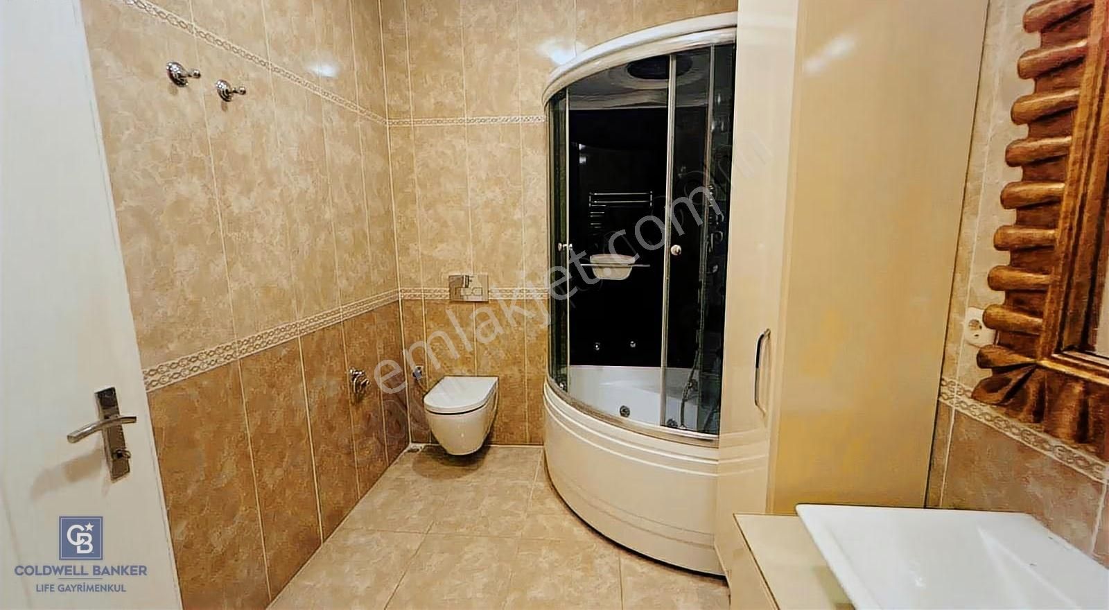 Karşıyaka Bostanlı Dere Boyunda Satılık 3+1 Yenilenmiş Daire - Görsel 3