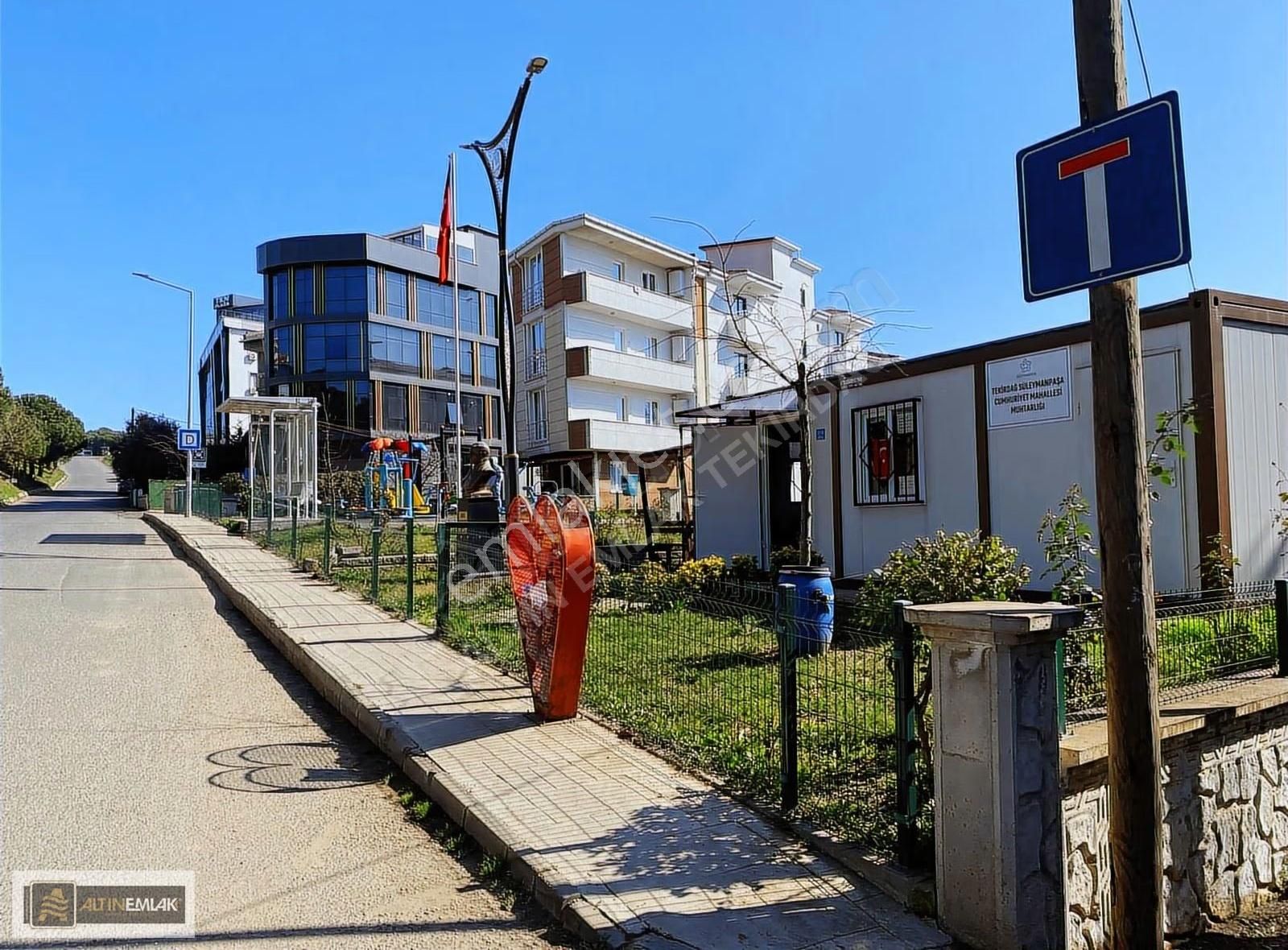 Alkaya'da Sıfır Eşyalı, 1+1 Kiralık Daire - Denize Yakın! - Görsel 4