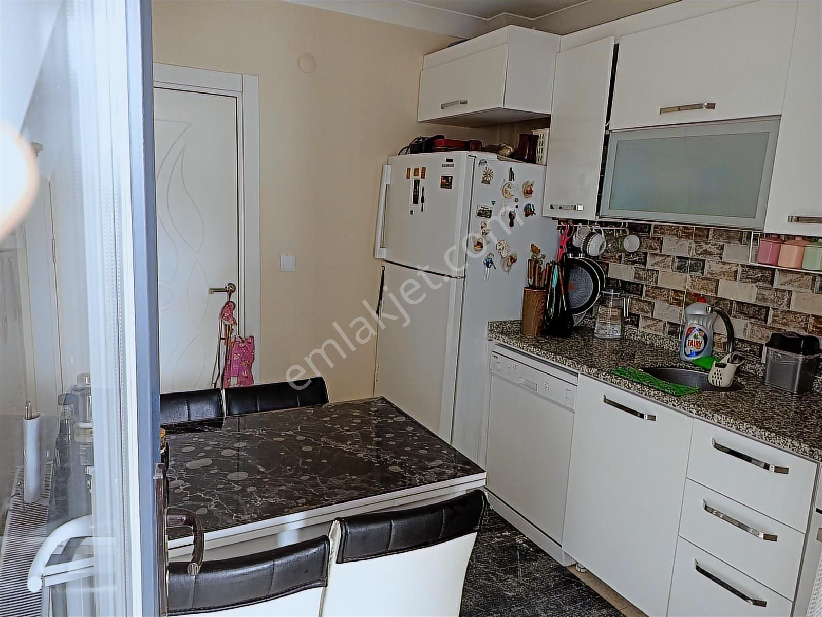 Tuzla İstasyon Caddesi Üzeri Marmaray Karşısı 2+1 Kiralık Daire - Görsel 13