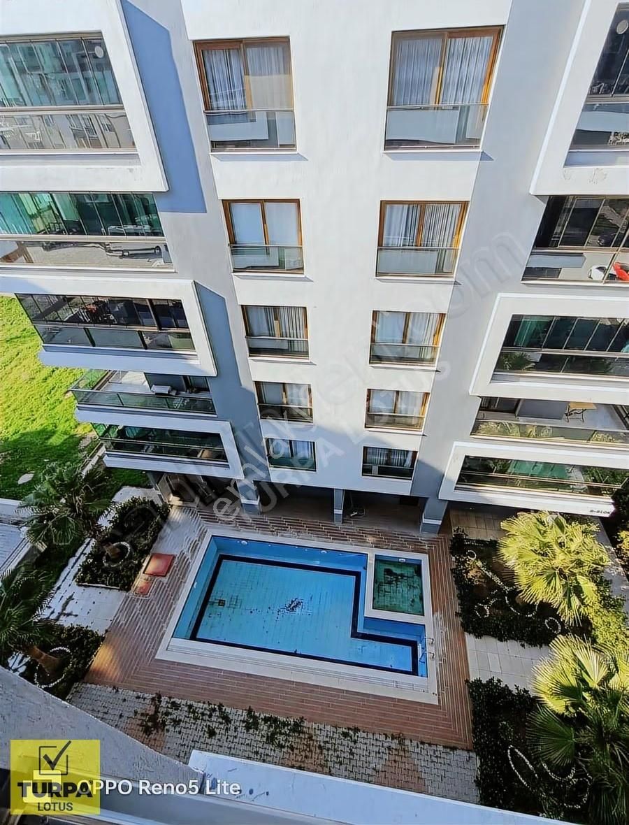 Bahçelievlerde Modern Ve Konforlu 2+1 Satılık Daire!