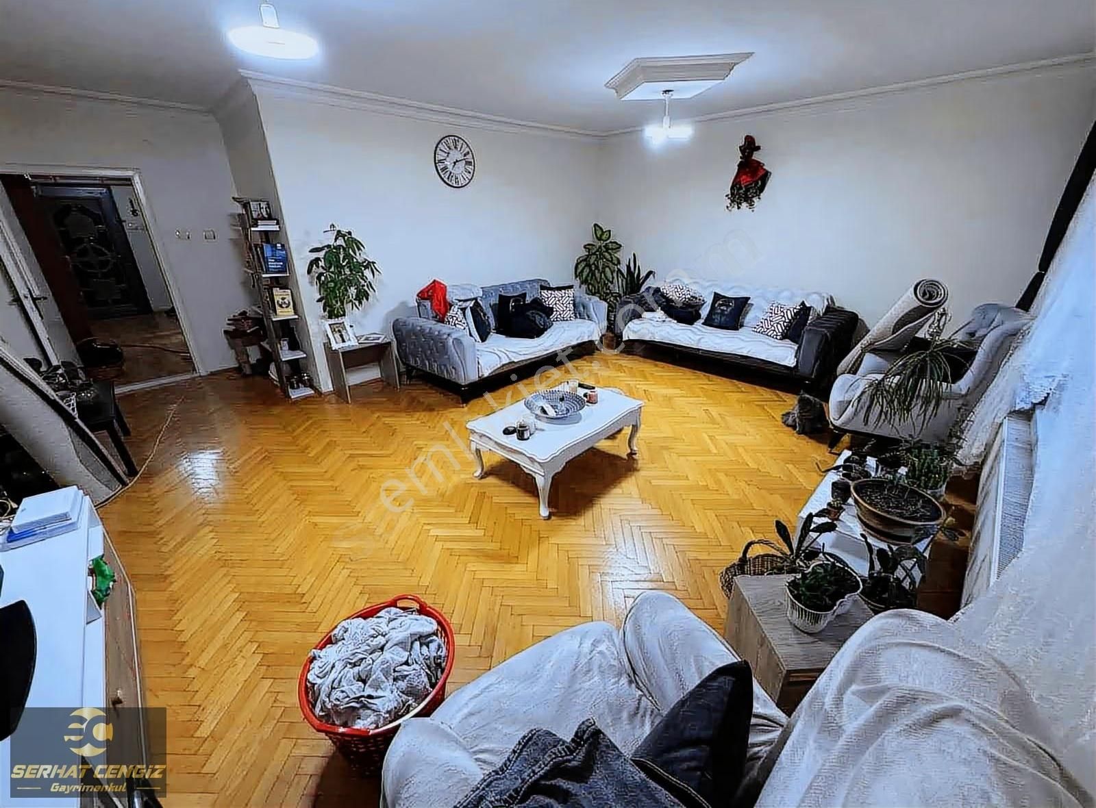 Özgürlük Caddesi'nde Merkezi Konumda 3+1 Daire - Görsel 15