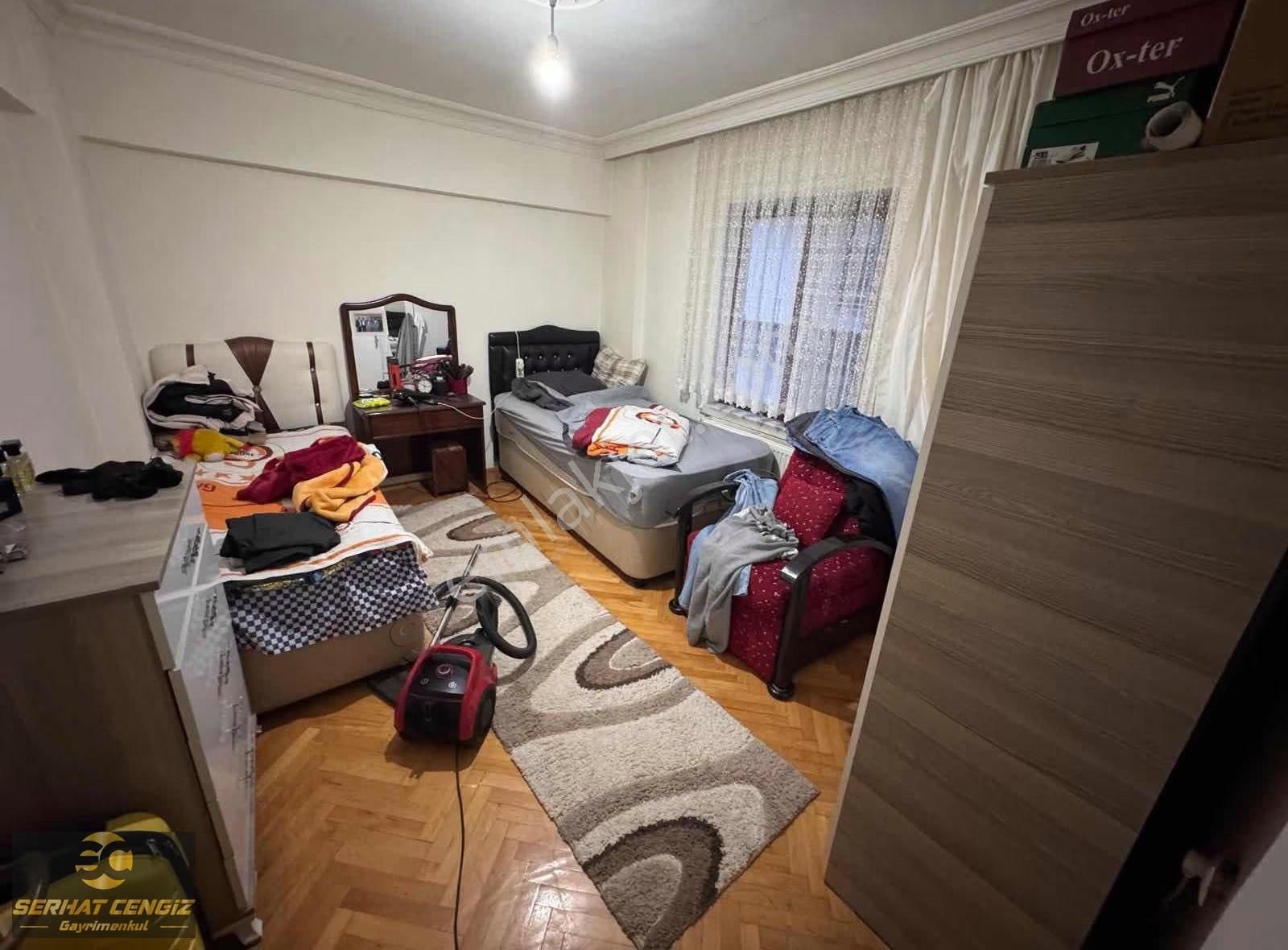 Özgürlük Caddesi'nde Merkezi Konumda 3+1 Daire - Görsel 23