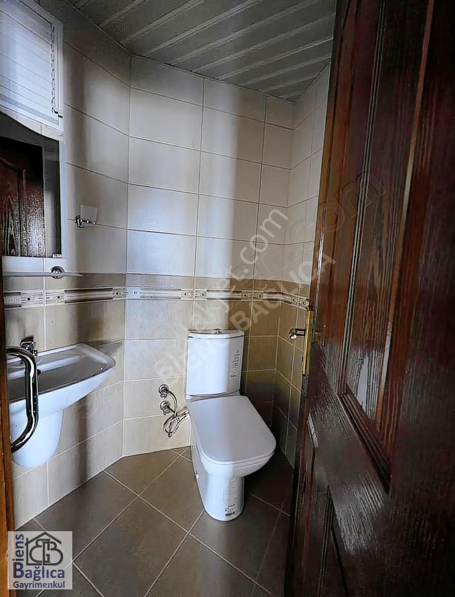 Bağlıca'nın En Yeşil Sitesinde Kiralık 4+1 Daire - Görsel 4