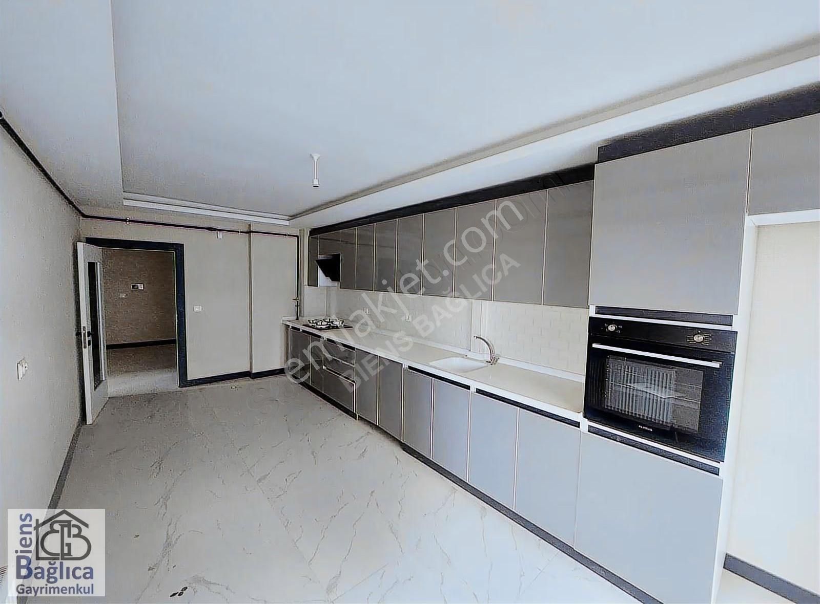 Yenikent'te Sıfır 4+1 Lüks Daire - 180m² Net, Krediye Uygun! - Görsel 23