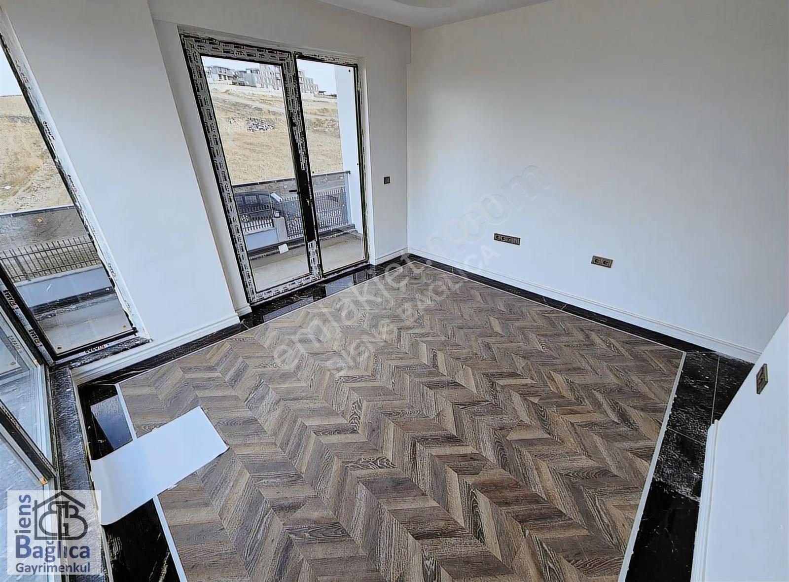 Biens Ten Yılın İlk Fırsatı 5+1 Bodrumsuz Site İçi Yapılı Villa - Görsel 7
