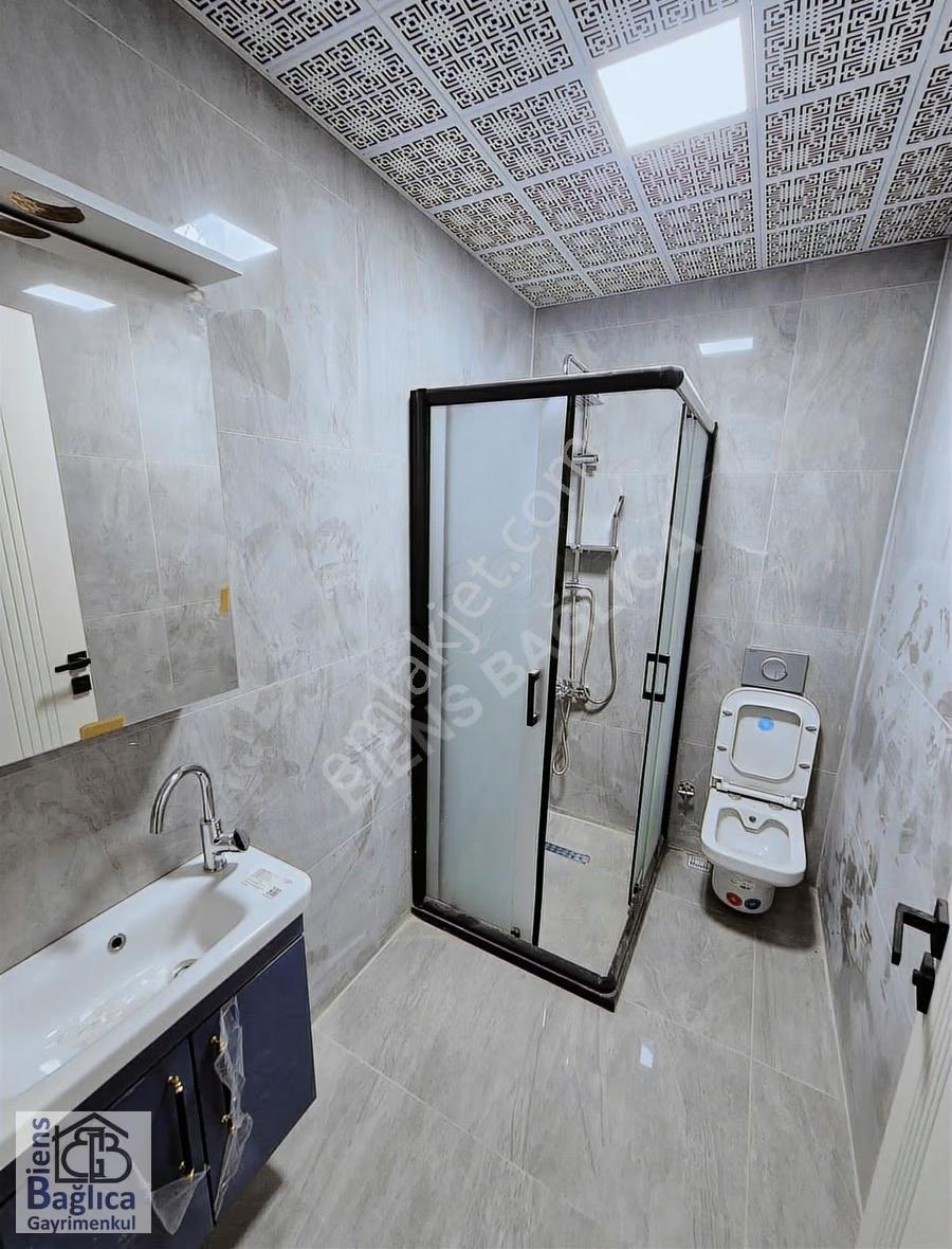 Bağlıca'da Site İçinde Satılık Geniş Tripleks Villa - Görsel 6
