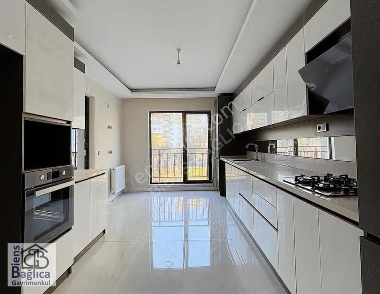 Bağlıcada 4+1 Satılık Daire - Görsel 13