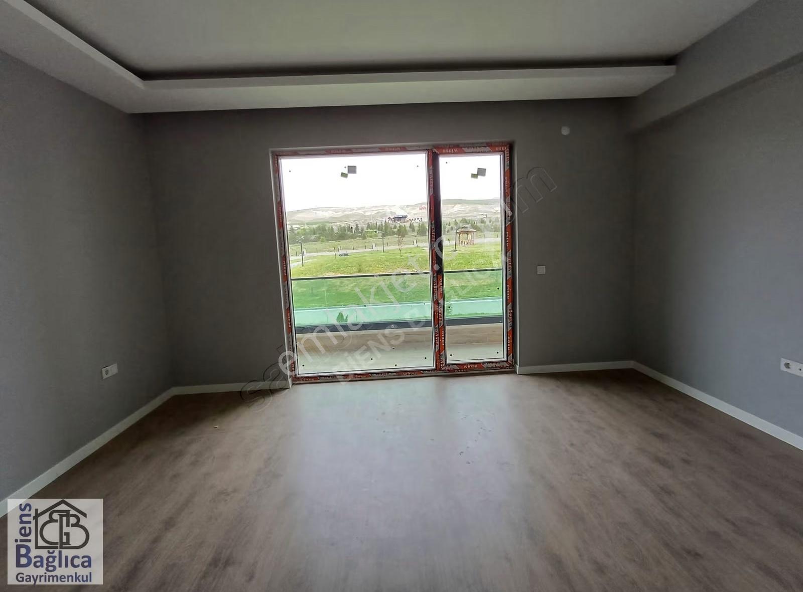 Bağlıca'da 650m² Arsaya Sahip Lüks Villa - Görsel 18
