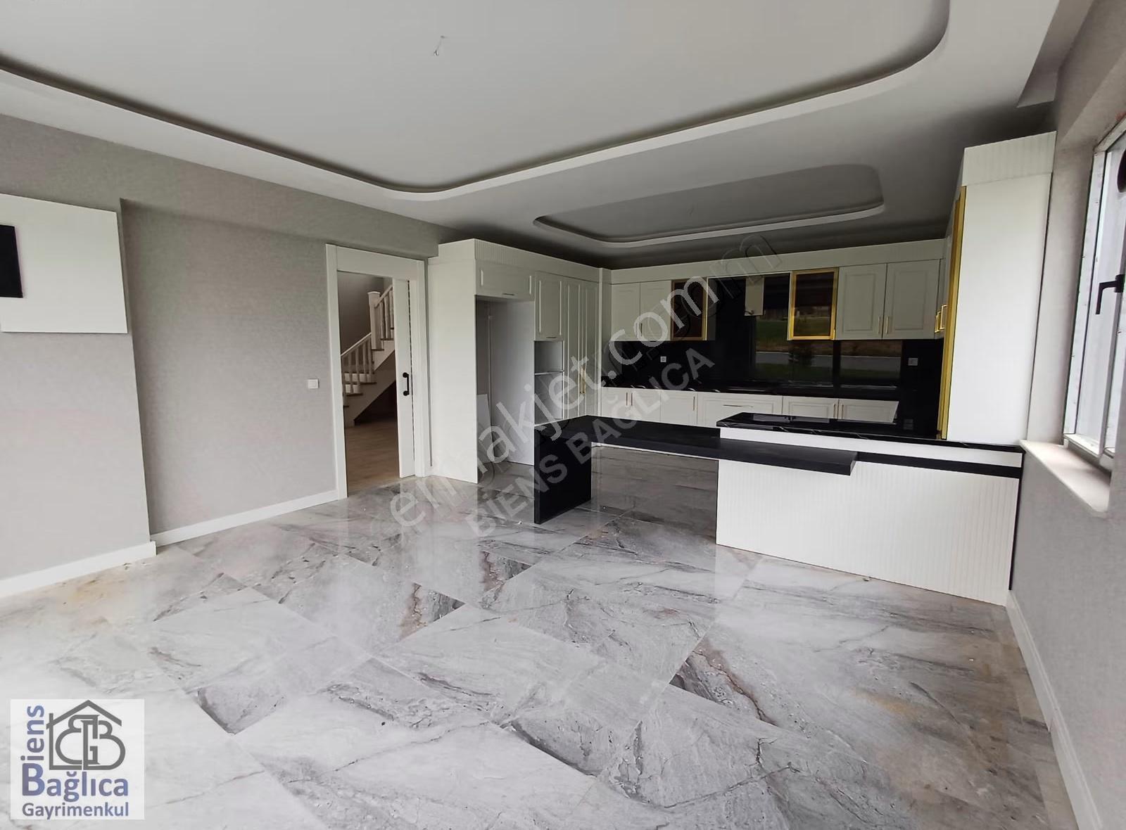 Bağlıca'da 650m² Arsaya Sahip Lüks Villa - Görsel 34