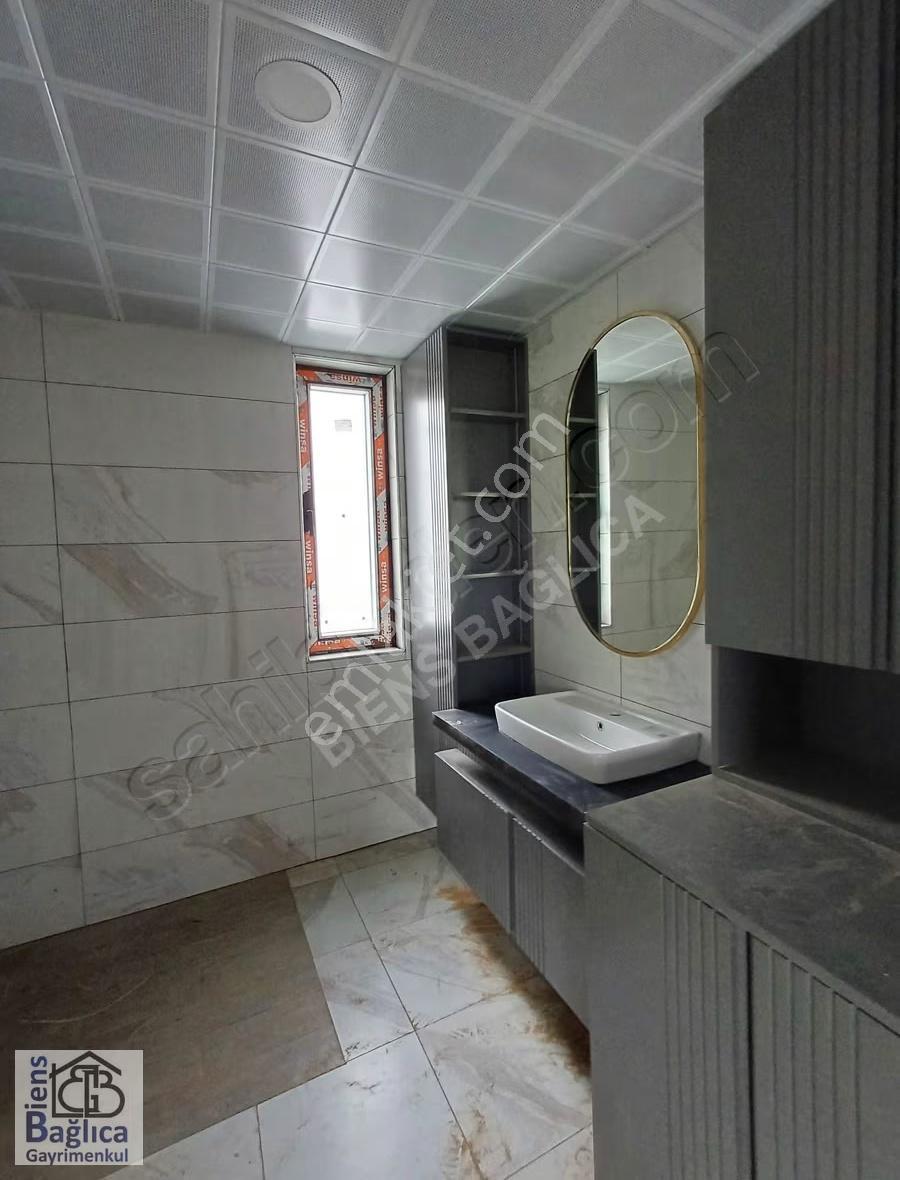 Bağlıca'da 650m² Arsaya Sahip Lüks Villa - Görsel 8