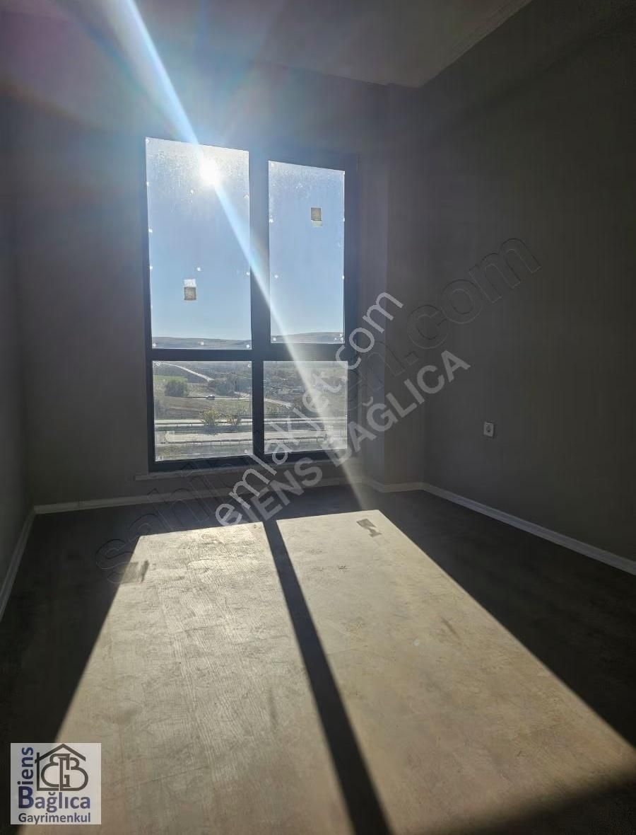 Yaşamkent Kapalı Mutfak Ve Otoparklı En Uygun Daire - Görsel 2