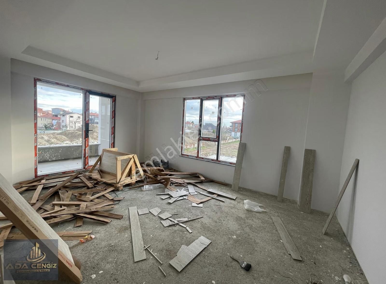 Tuzla Mahallesinde3+1 135 M2 Kapalı Garajlı Geniş Ferah Daireler - Görsel 6