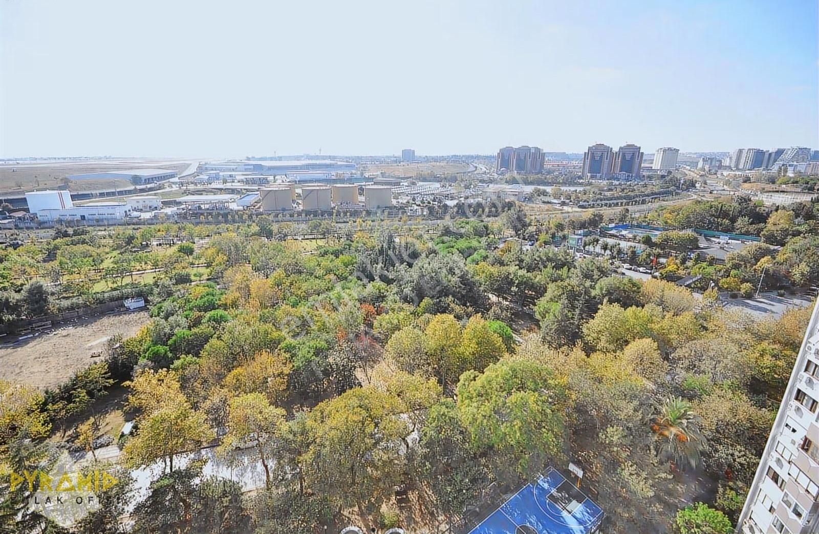 Pyramıd'den Ataköy 7-8 Turkuaz Sitesi Temiz Mobilyalı 1+1 - Görsel 9