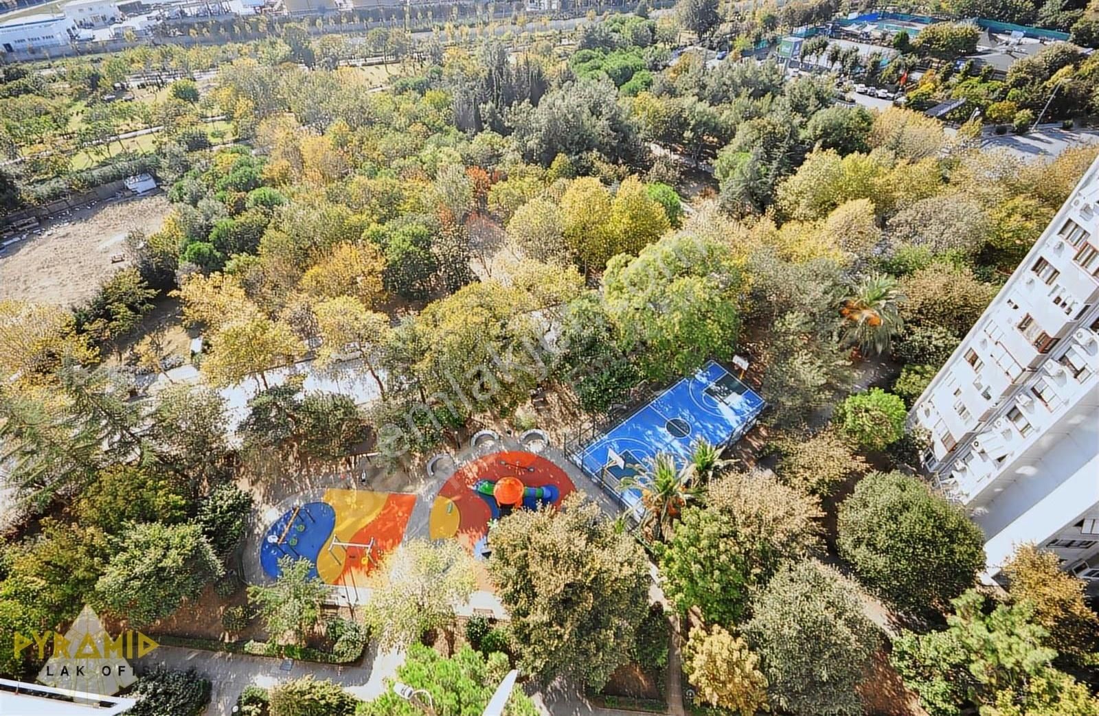 Pyramıd'den Ataköy 7-8 Turkuaz Sitesi Temiz Mobilyalı 1+1 - Görsel 6