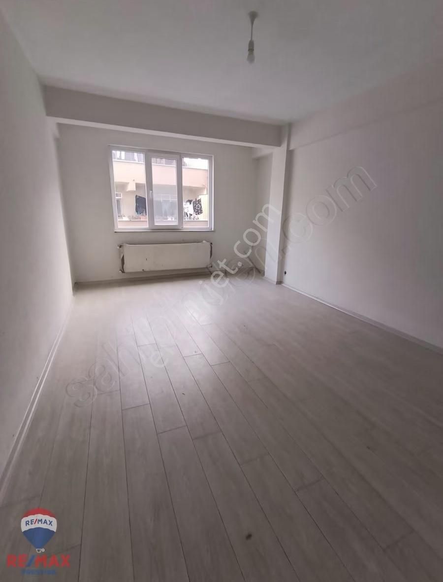 Biga Hamdibey Mahallesi Zümrüt Sokakta Depozitosuz Kiralık Daire - Görsel 6