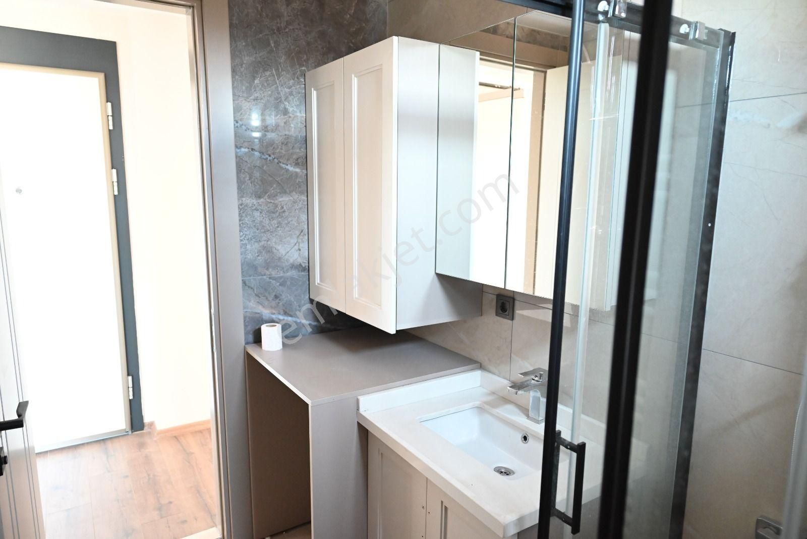 Üstünkent'ten Fuatmorel'in Kalbinde Kiralık 1.5+1 Modern Daire - Görsel 27