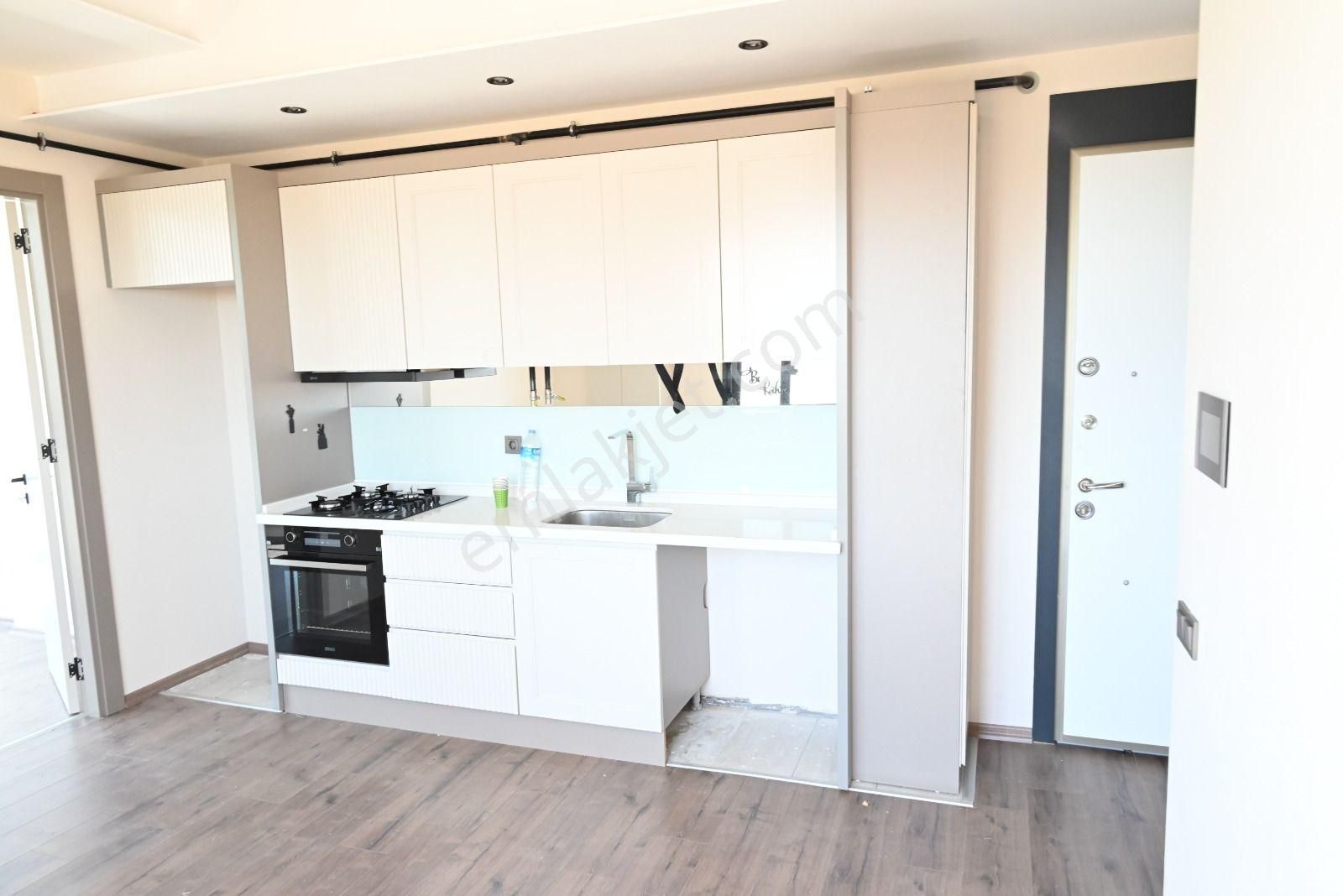Üstünkent'ten Fuatmorel'in Kalbinde Kiralık 1.5+1 Modern Daire - Görsel 2