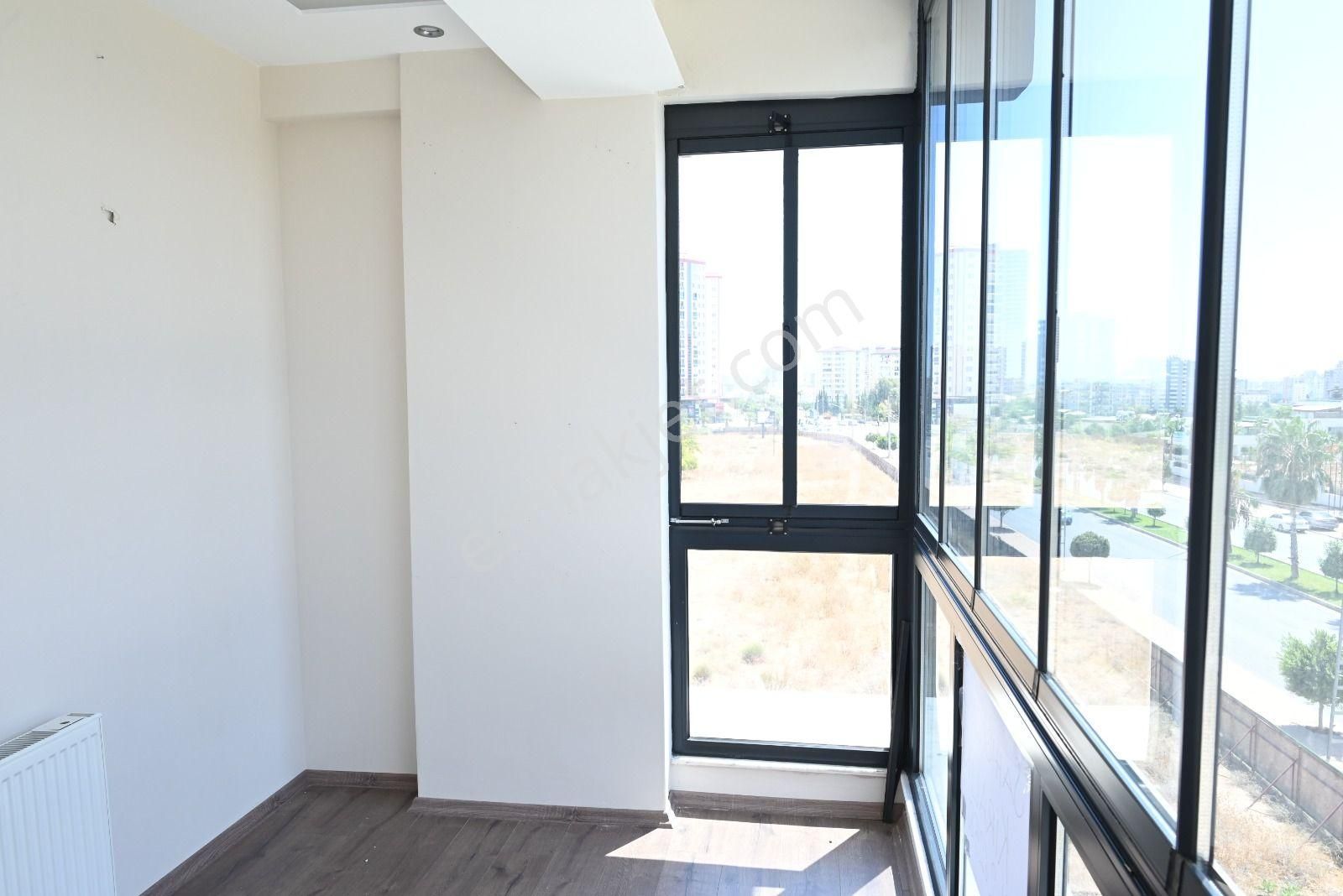 Üstünkent'ten Fuatmorel'in Kalbinde Kiralık 1.5+1 Modern Daire - Görsel 24