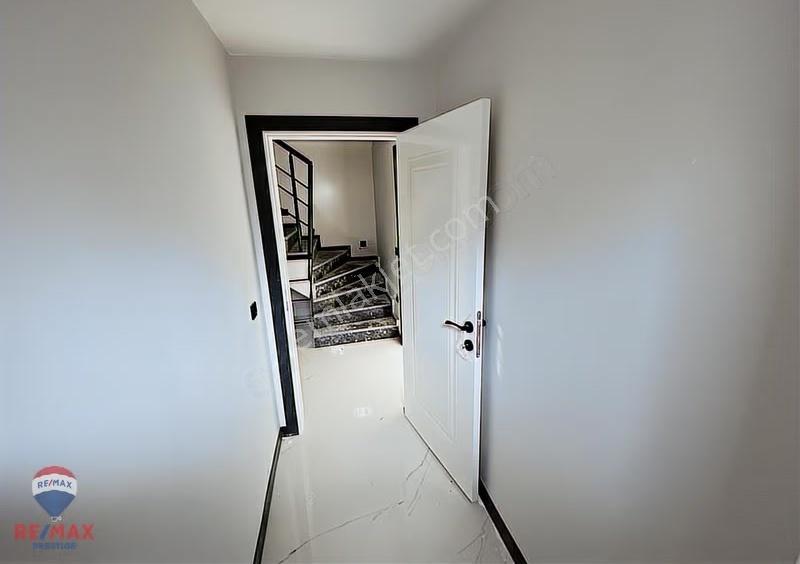 Biga/kalafat Bölgesi Görülmeye Değer Satılık 5+1 Triplex Villa - Görsel 13