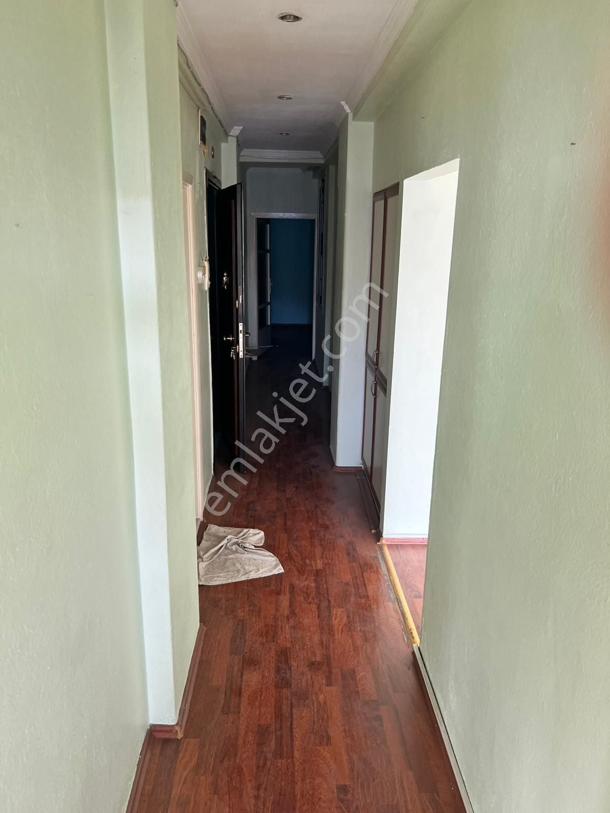 Mithatpaşa Caddesi’ne Yakın 2 + 1 Kiralık Daire - Görsel 15