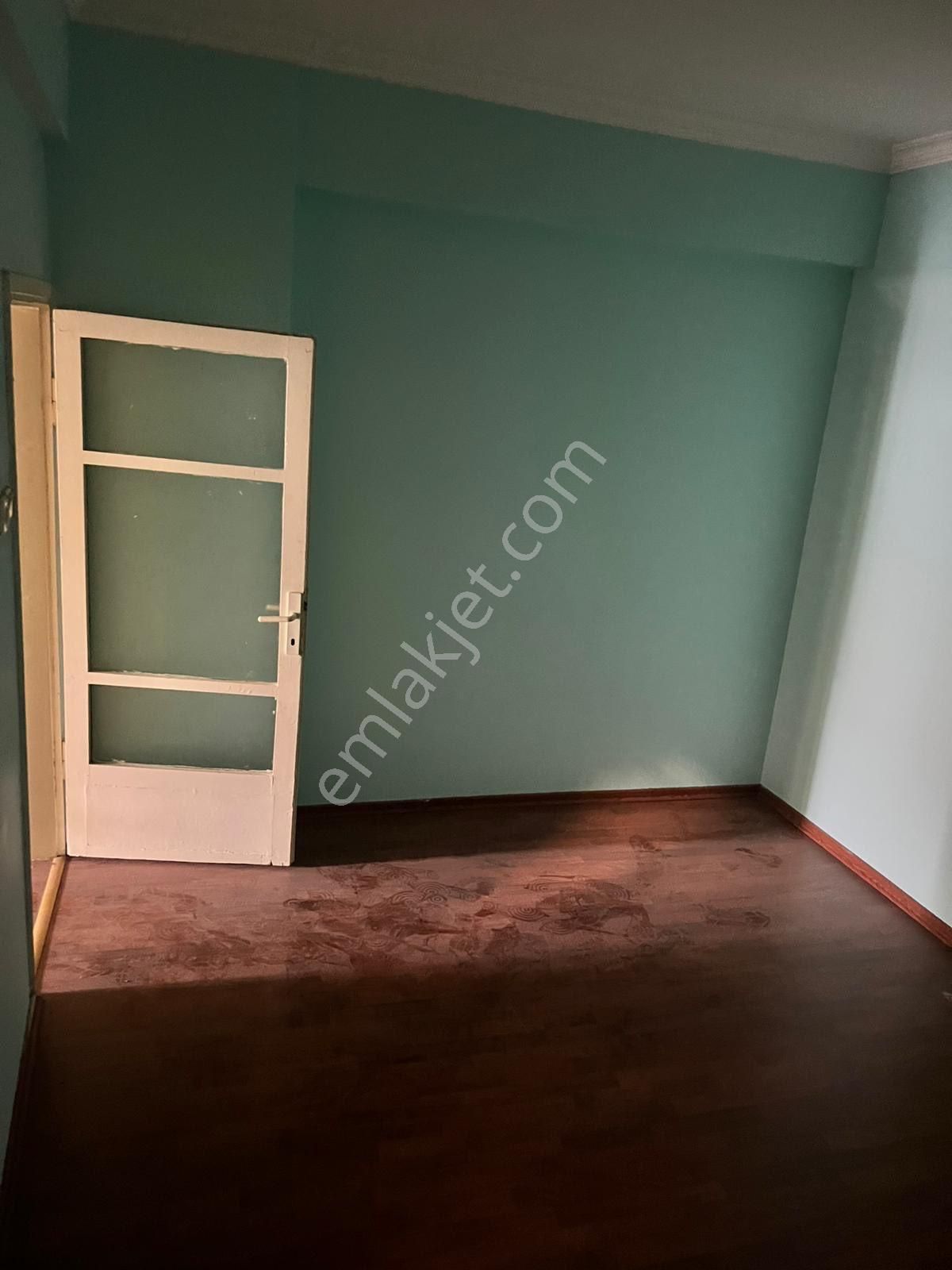 Mithatpaşa Caddesi’ne Yakın 2 + 1 Kiralık Daire - Görsel 13