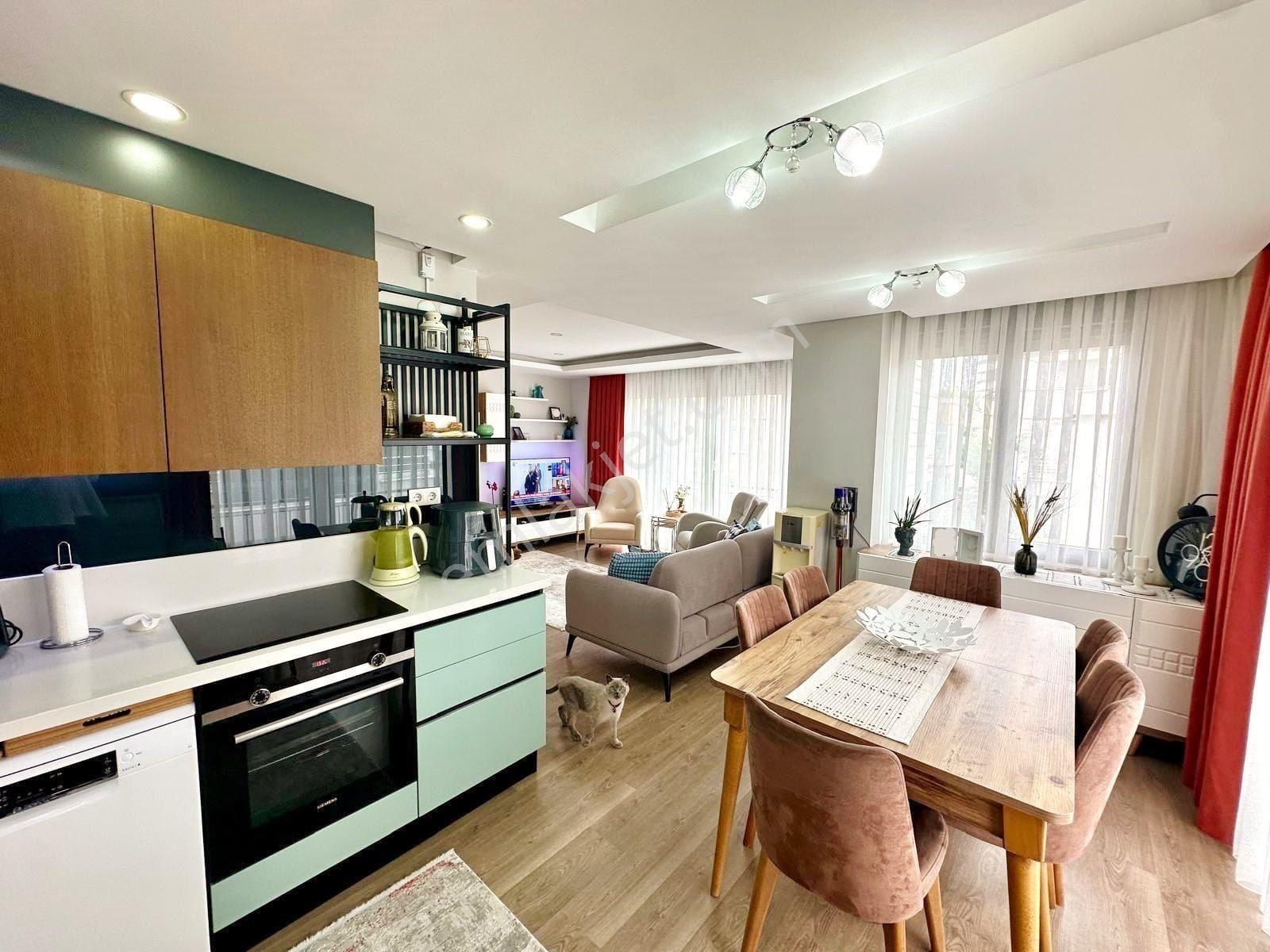 Güzeloba'da Orange Park Evlerinde 3+1 Dublex - Görsel 3