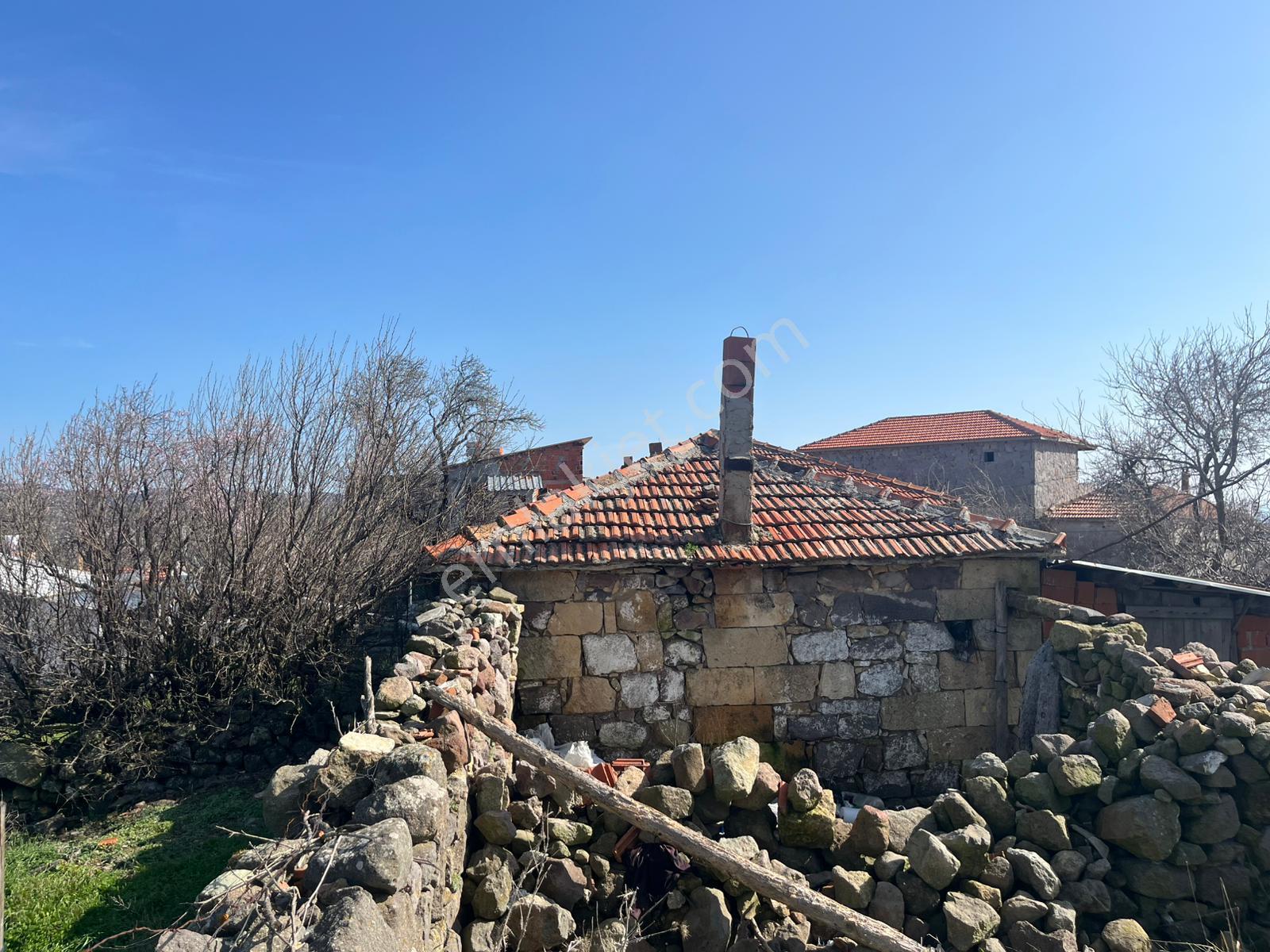Çanakkale İli Ayvacık İlçesi, İlyasfakı Köyü Köyiçinde Bulunan Taşınmaz Satışta... - Görsel 8