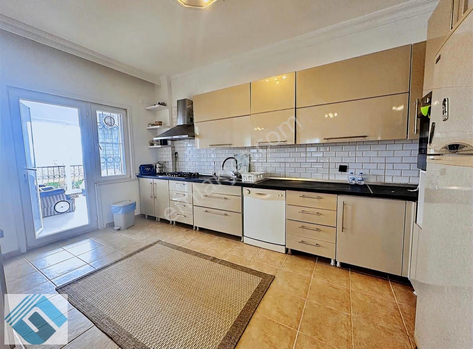 Çatalca Gümrüğe Yakın Site İçi Mobilyalı Kiralık Villa - Görsel 2