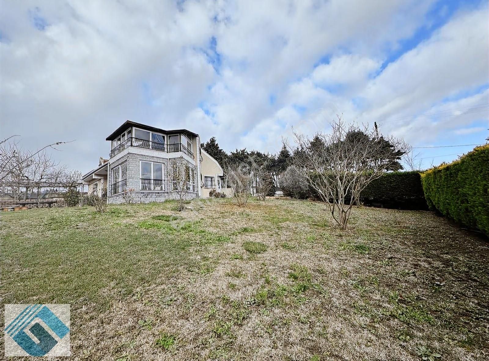 Çatalca Gümrüğe Yakın Site İçi Mobilyalı Kiralık Villa - Görsel 9