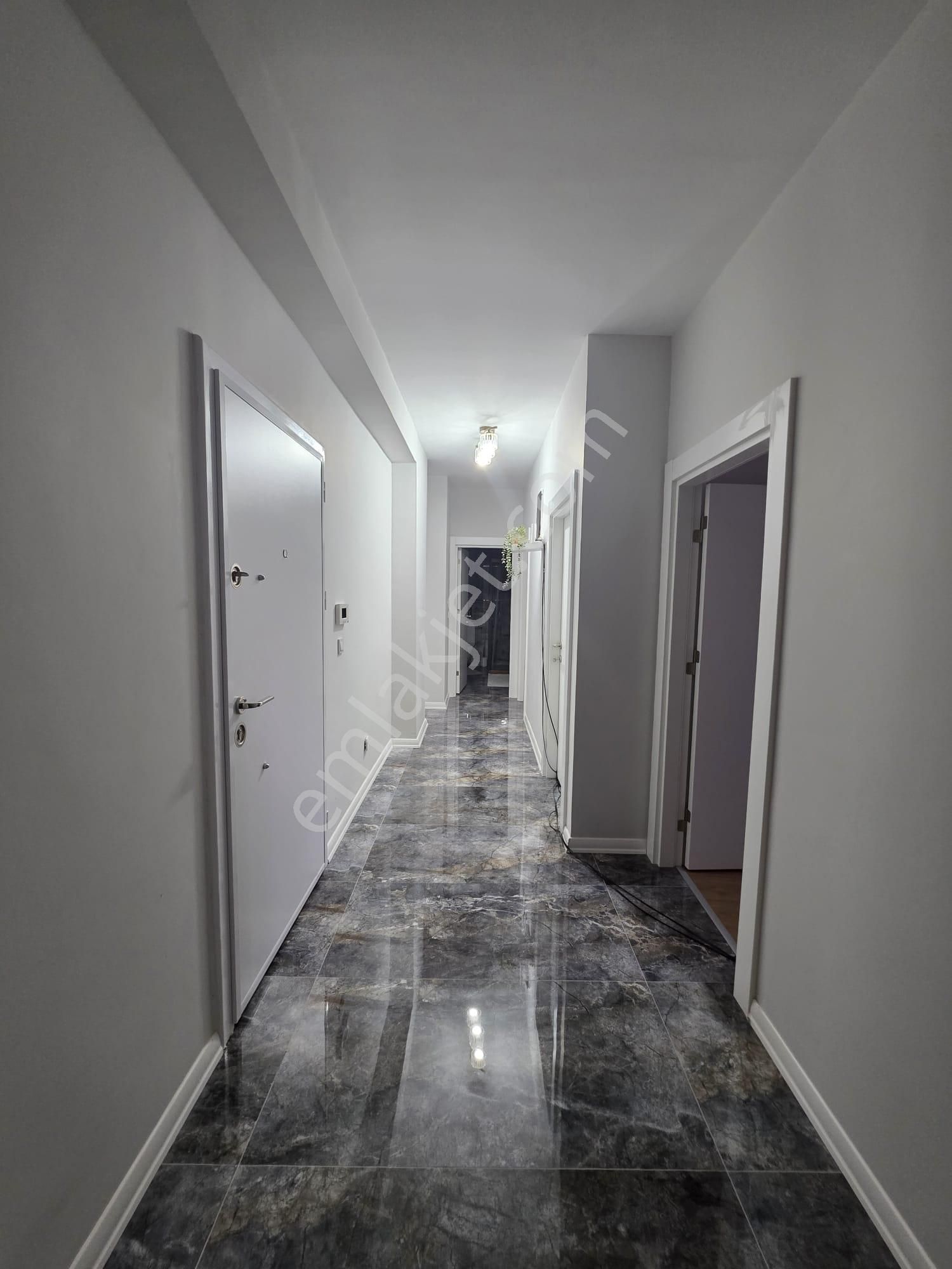 Küçükyalı Marmaray Durağında Kapanmaz Deniz Manzaralı Dubleks - Görsel 14