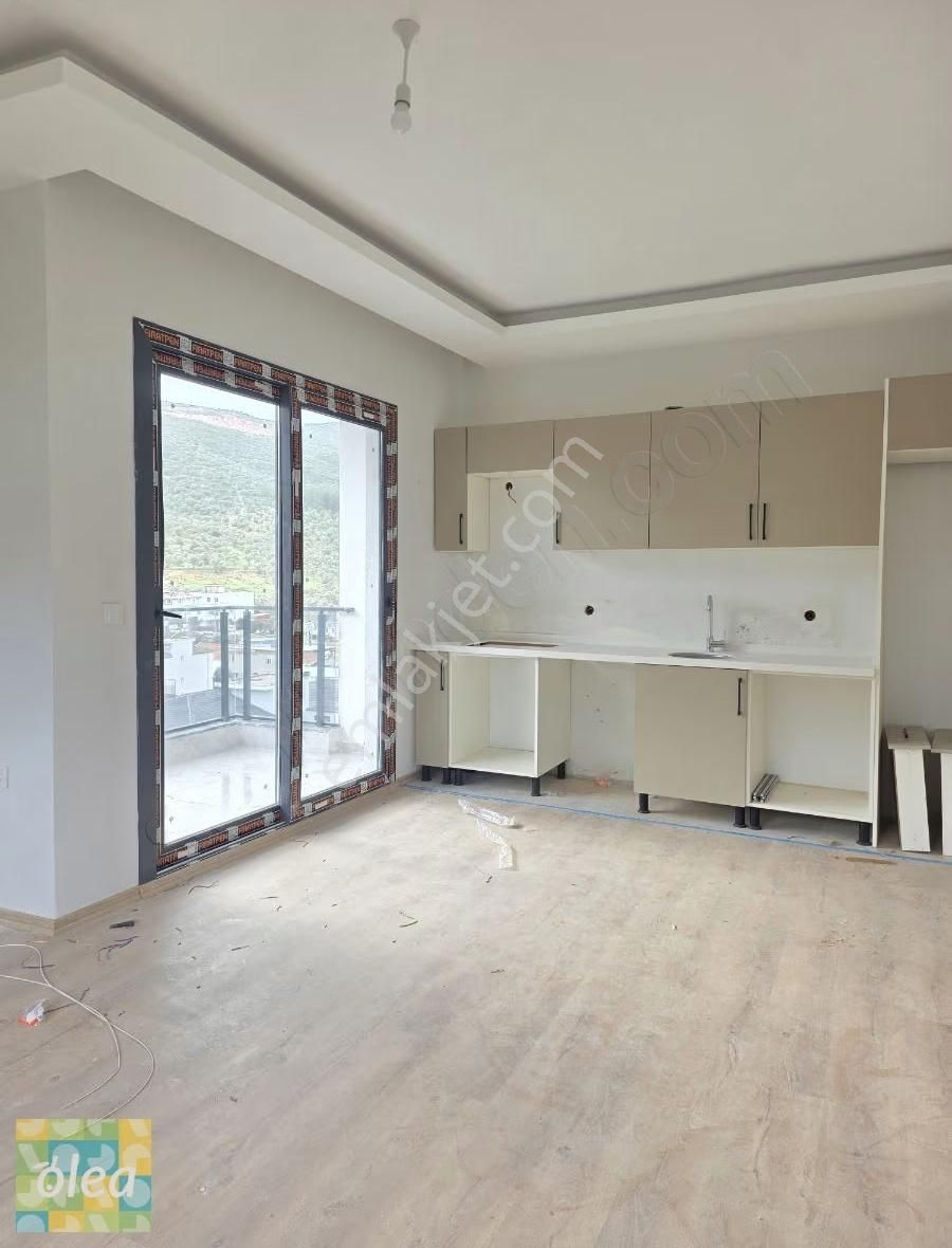 Burgaz Mahallesinde 3+1 Satılık Daire - Görsel 7