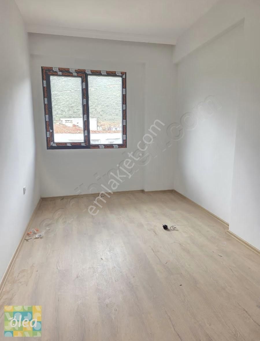 Burgaz Mahallesinde 3+1 Satılık Daire - Görsel 3