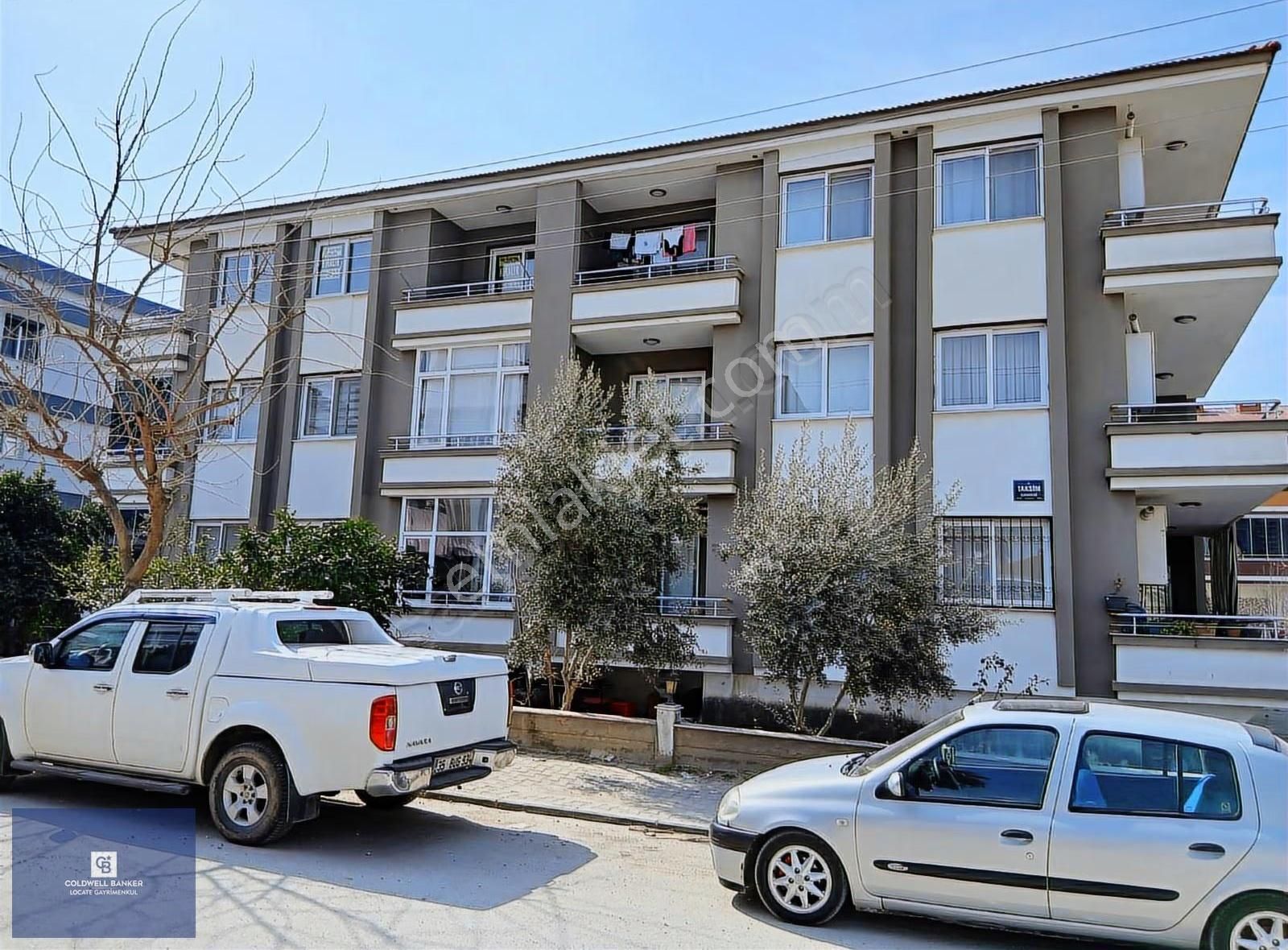 Tire Fatihte Kafeler Cd Emsalsiz Fiyat Kullanışlı 2+1 Satılık