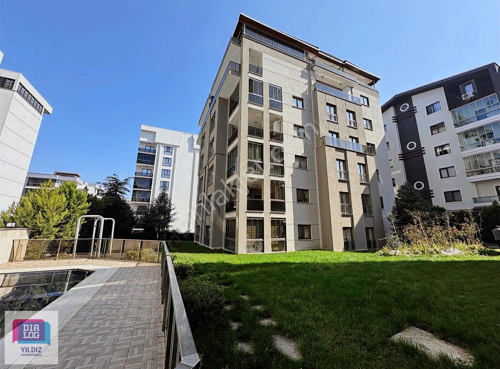 Dialog Yıldız / Balat Mh. Ast Park Sitesi Satılık 4+1 Daire