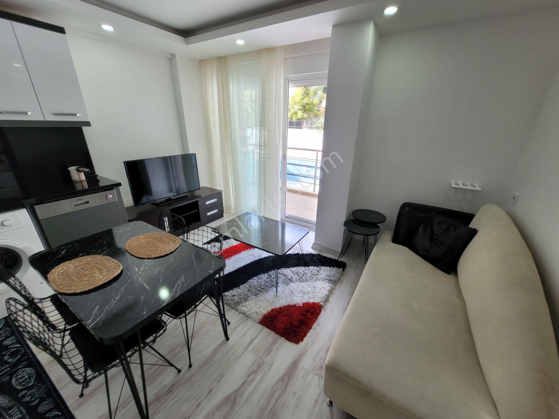 Güzeloba'da Artuklu Konutlarında 1+1 Yatırımlık Giriş Katı - Görsel 10