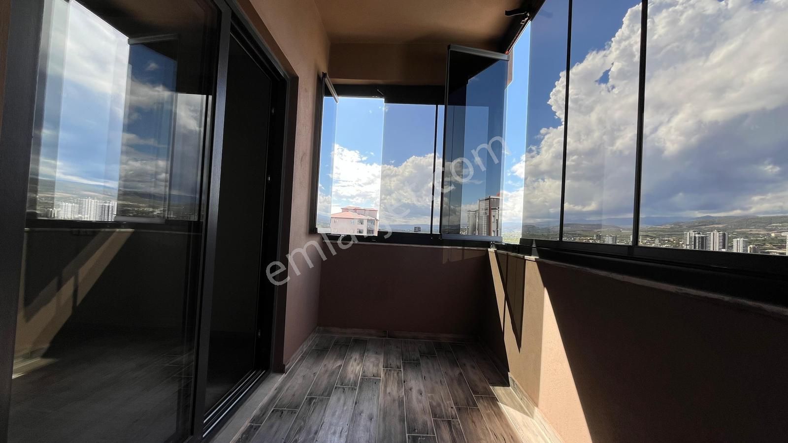 Üstünkent'ten Lüks'te Zirve ! Site İçi Sıfır 4+1 Satılık Daire - Görsel 12