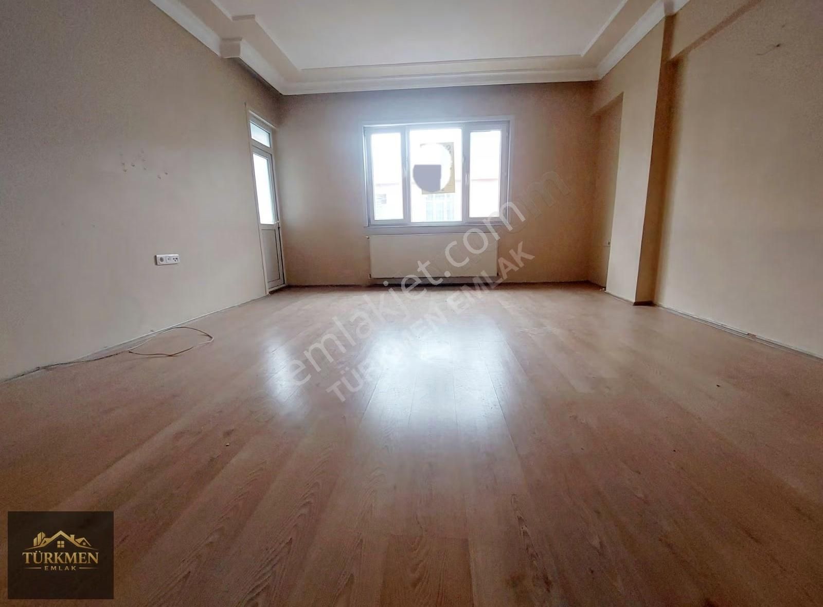 Türkmen Emlak'tan Gazi Mah Satılık Tek Daire Üzeri 3+1 Daire