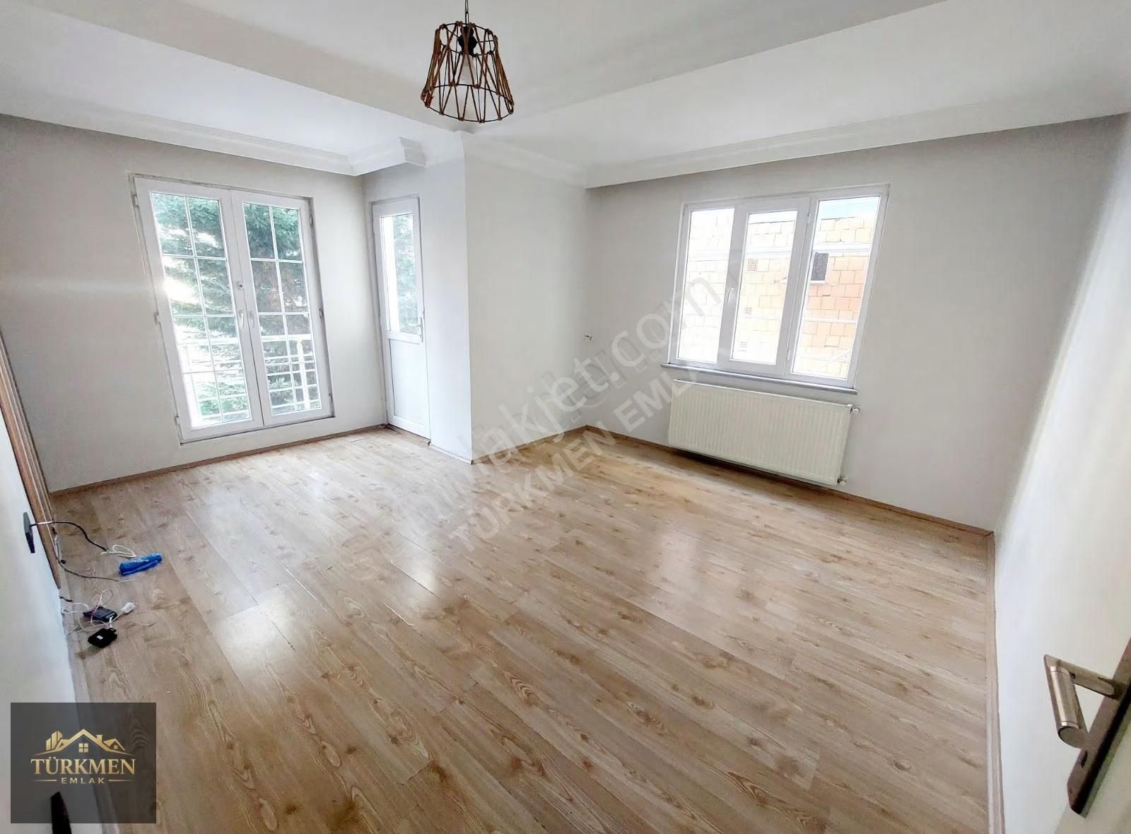 Türkmen Emlak'tan 75 Yıl Mah. Satılık 2+1 Çift Balkonlu 1 Kat - Görsel 24