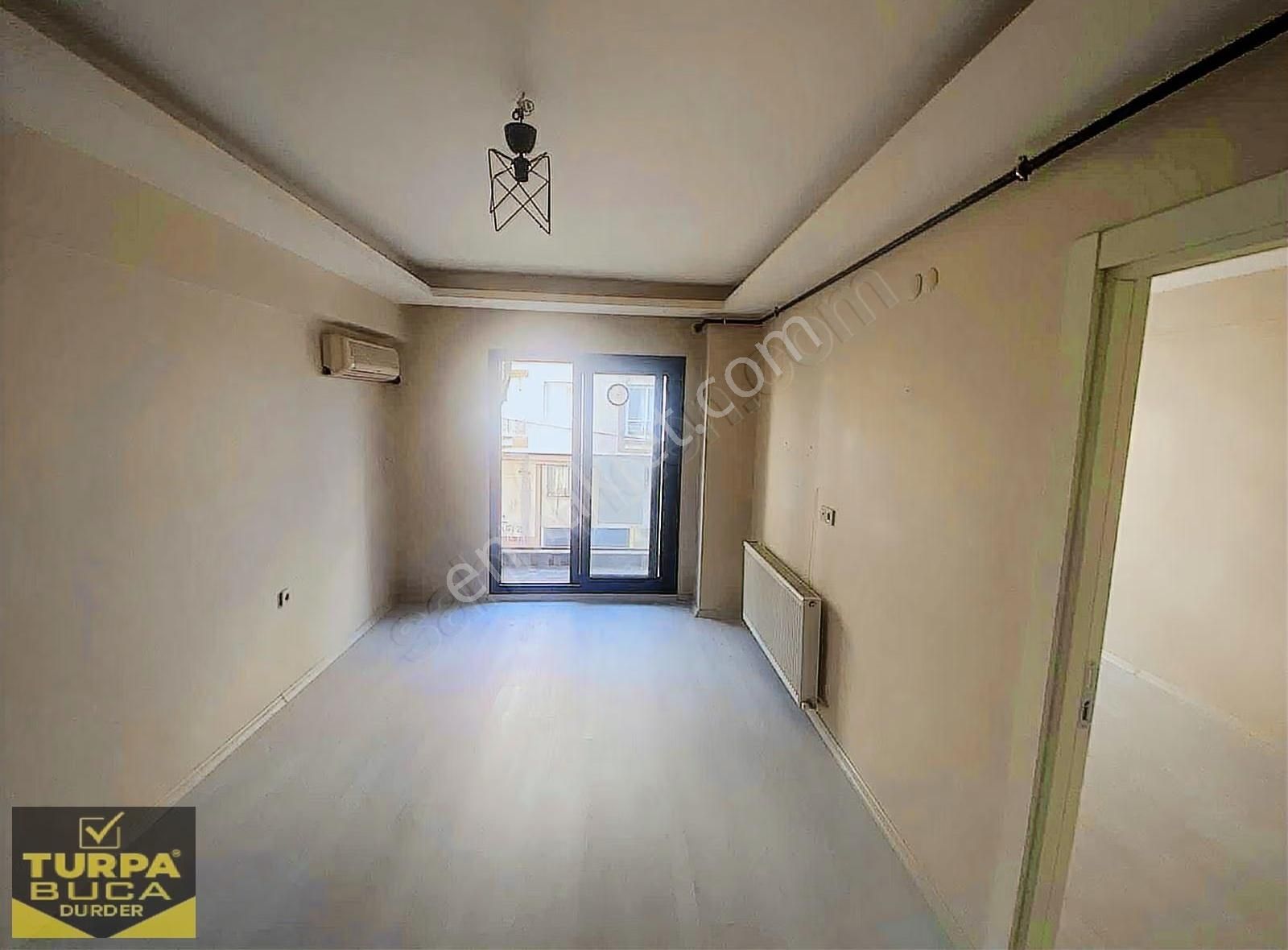 Turpa'dan Adatepede Arakat 1+1 Asansörlü Balkonlu Kiralık Daire - Görsel 7